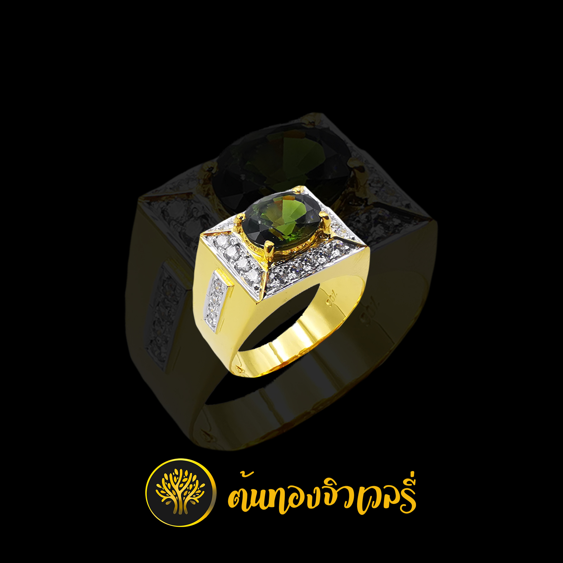 แหวนชายพลอยเขียวส่อง ล้อมเพชร ข้างฝังเพชร สวยๆ เนี๊ยบๆเลยครับชิ้นนี้