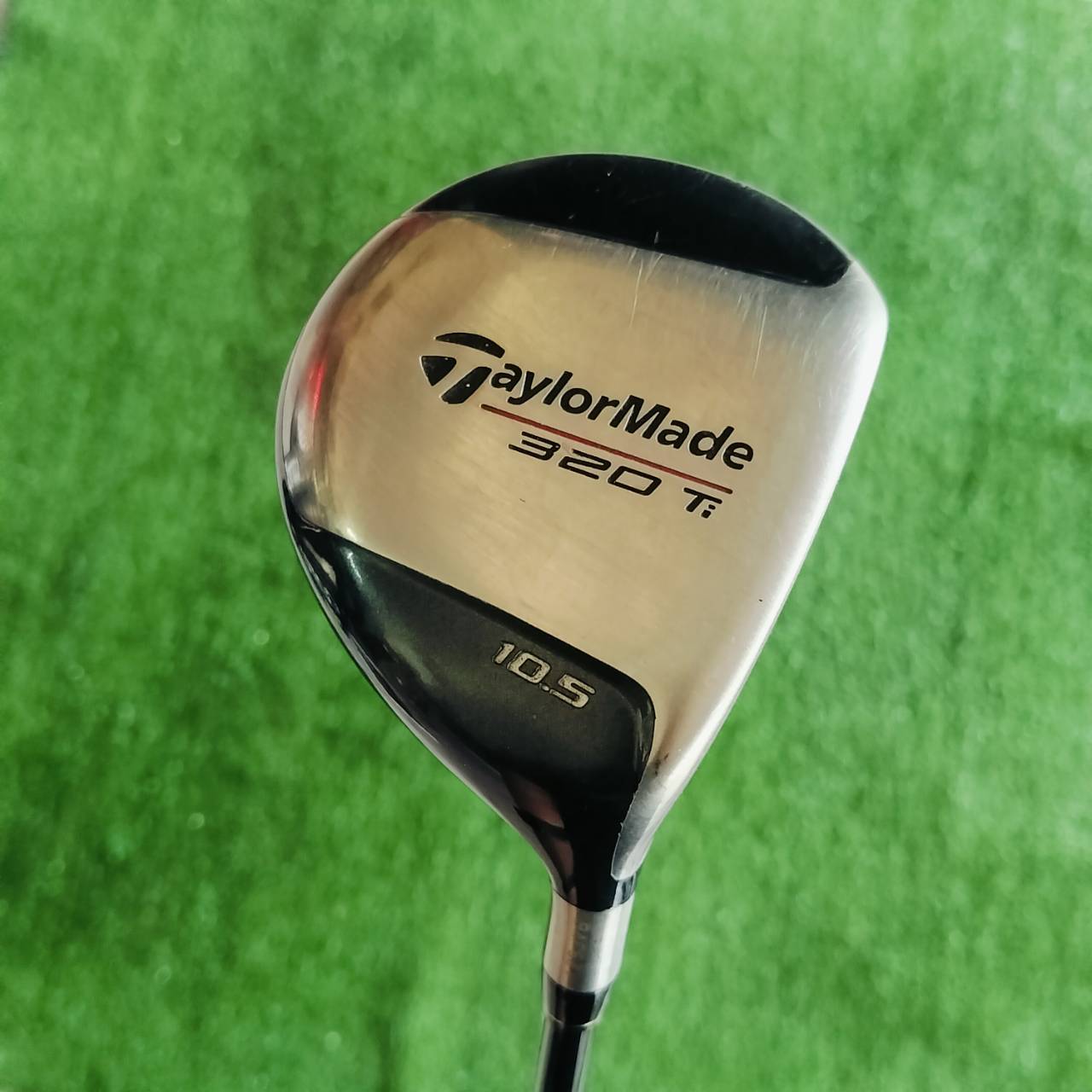 Driver Taylormade 320 Ti องศา 10.5 ก้าน Taylormade LITE FLEX S สภาพสวยเดิมๆมากๆ สภาพนี้หายาก ไม้กอล์ฟพรีเมี่ยมมือสอง ของแท้ By NakaraLuxurious