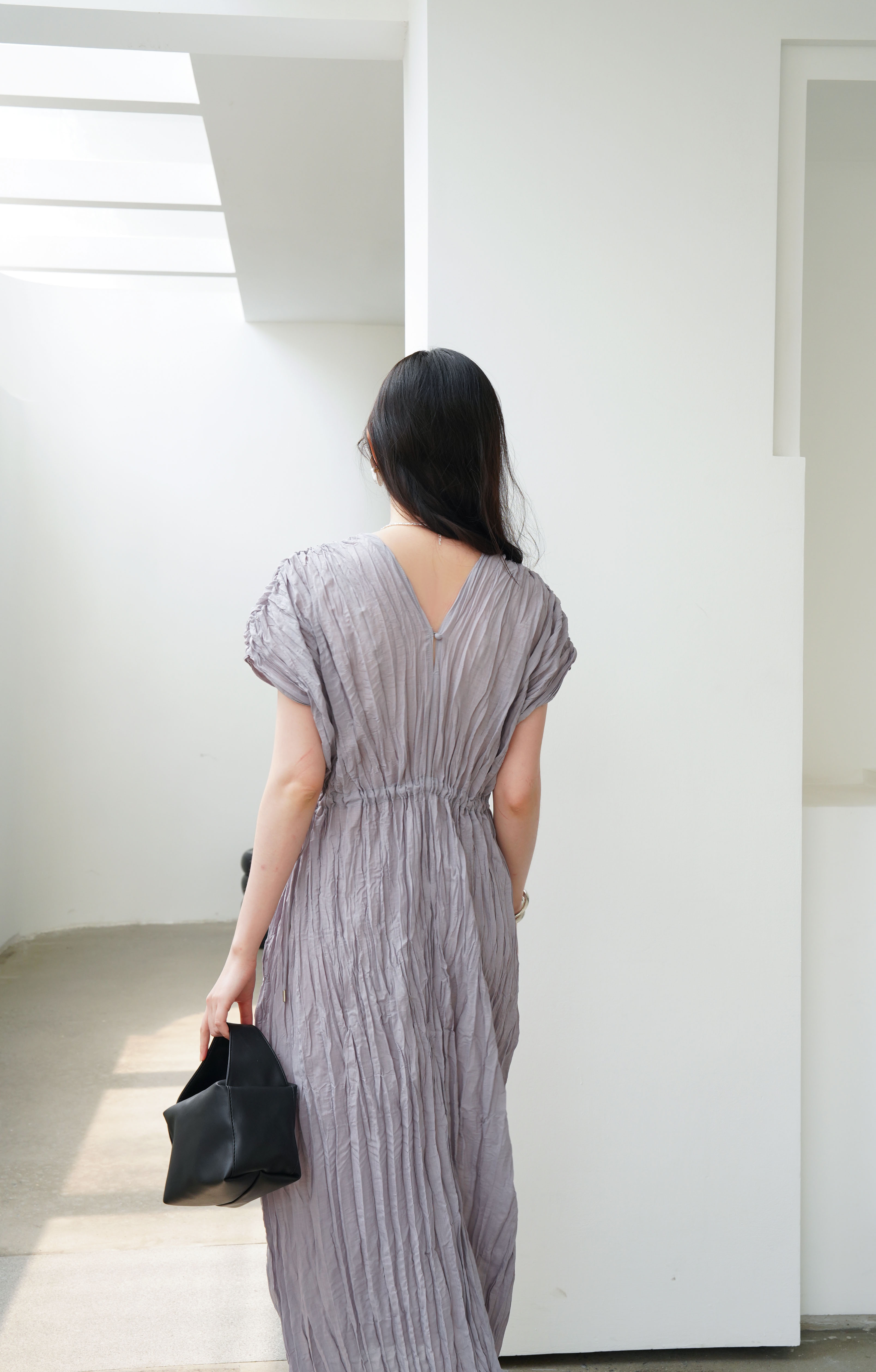 ปรับราคาลง20%!! 2MUAY รุ่น GJO3558 เดรสพลีทคุณภาพ V NECK WAIST TIE PLEATED DRESS 6 สี FREE SIZE