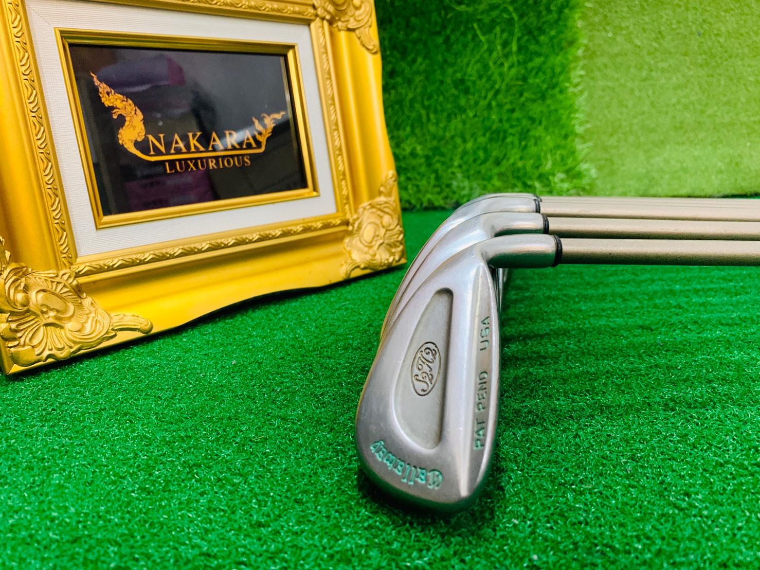 ** ไม้กอล์ฟสำหรับผู้หญิง ** ชุดเหล็ก CALLAWAY PAT PEND S2H2 USA.