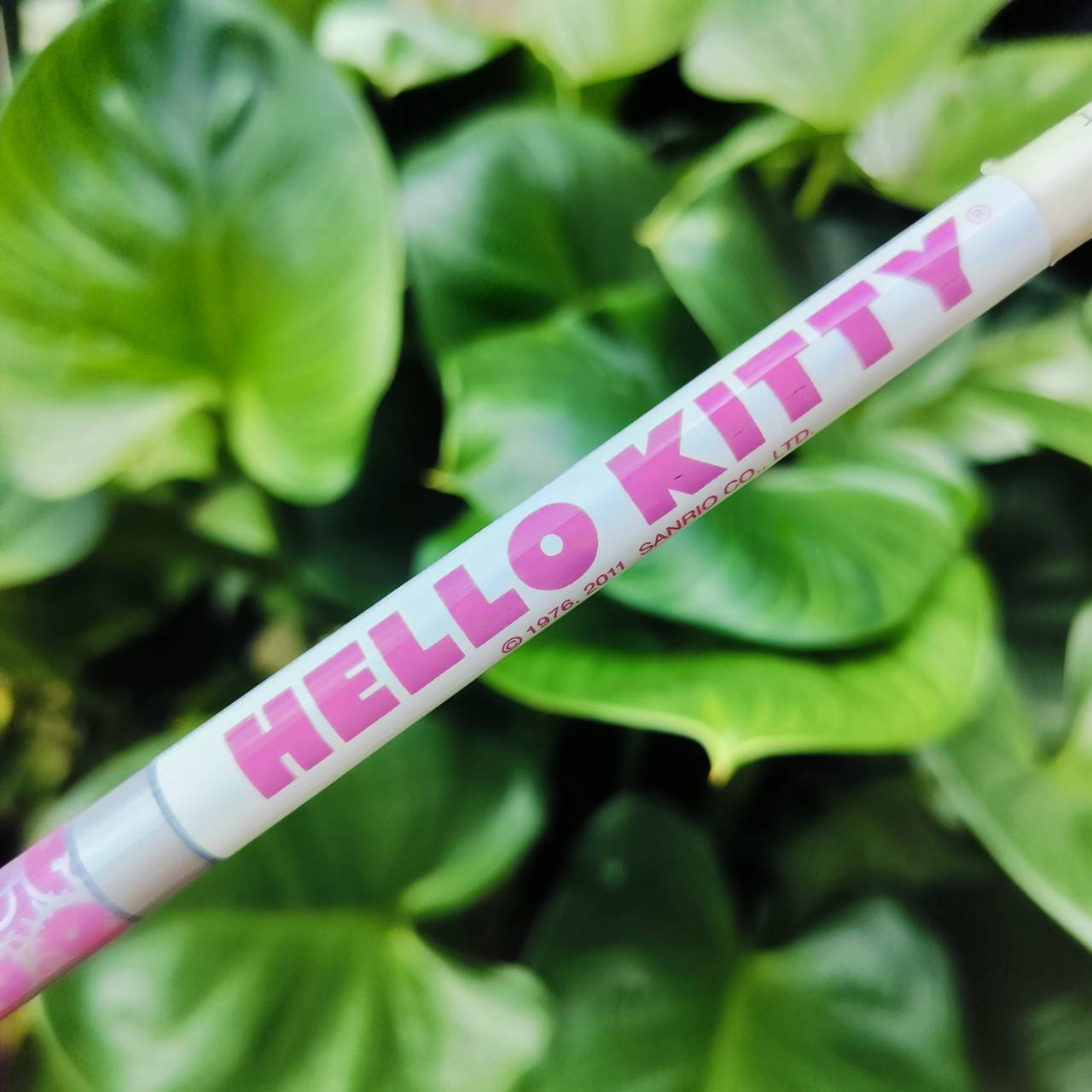 ** ไม้กอล์ฟสำหรับผู้หญิง ** FULLSET HELLO KITTY ของแท้!!! มีป้ายลิขสิทธิ์และราคาของใหม่ครบ พร้อมถุงกอล์ฟ KITTY สวยน่ารักมาก หายากมาก ทำออกมาน้อย ตีดี ตีง่ายมาก ไม้กอล์ฟพรีเมี่ยมมือสอง ของแท้ By NakaraLuxurious