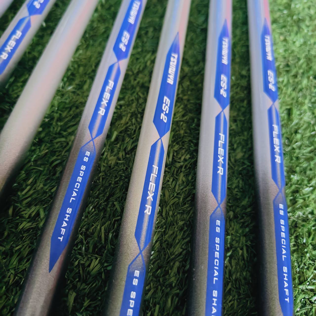 Tsuruya ES-2 Flex R แม่นทุกช็อต นุ่มทุกสัมผัส! เหล็กญี่ปุ่นพรีเมียม สำหรับคนชอบเล่นแม่นและคุมลูกง่าย
