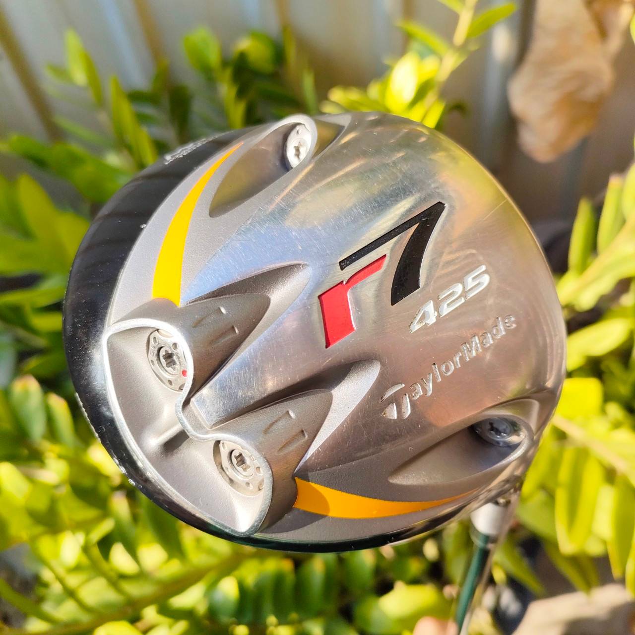 DRIVER TAYLORMADE r7 425 องศา 10.5 ก้าน RE*AX PLUS FLEX R สภาพสวยเดิม ขนาดหัว 425 CC. สามารถเร่งสปีดได้สูงสุด ไม้กอล์ฟพรีเมี่ยมมือสอง ของแท้ By NakaraLuxurious