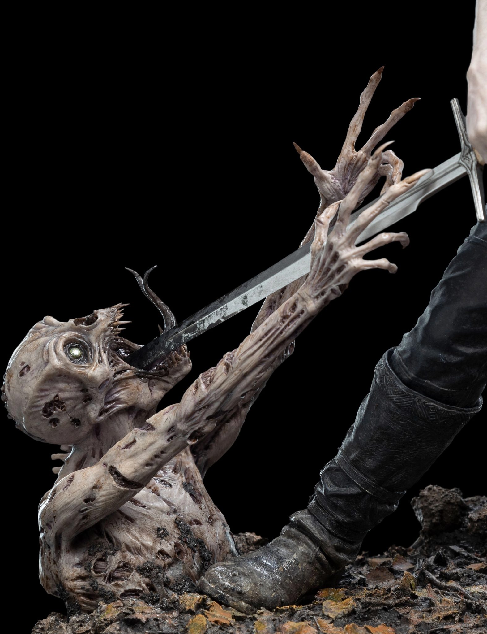 [สั่งจอง]Weta Workshop : Geralt the White Wolf (The Witcher)