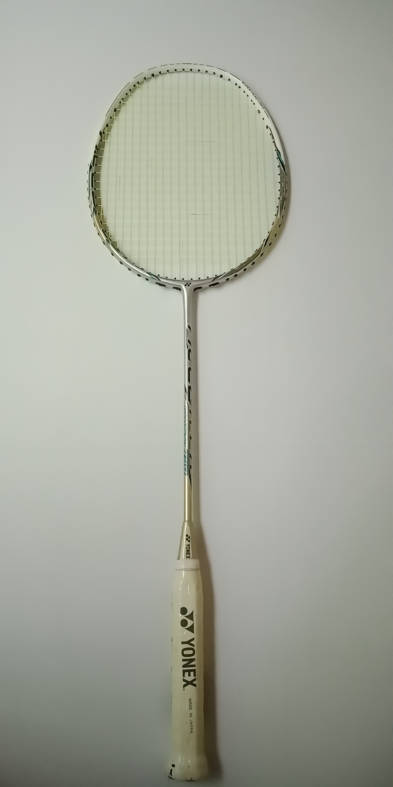 Yonex Nanoray 750