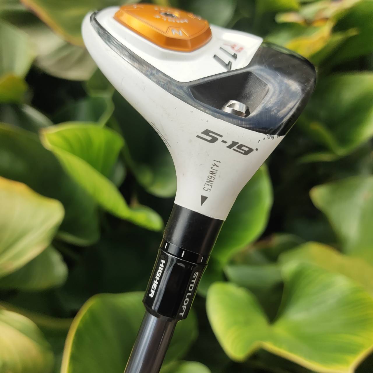 FW5 Taylormade R11 เทคโนโลยี Adjustable Sole Plate (ASP) ปรับให้ดีที่สุดสำหรับวงสวิง