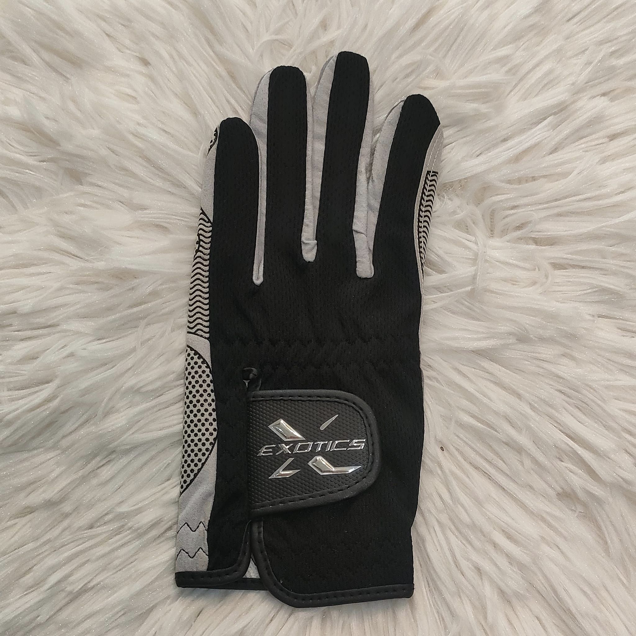 ลดล้างสต๊อก !!! ถุงมือกอล์ฟ EXOTICS สำหรับผู้ชาย ฝ่ามือตีนตุ๊กแก หนึบมาก ผ้านุ่มมากๆ ไม่อับชื้น ของใหม่ล้างสต๊อค!!!