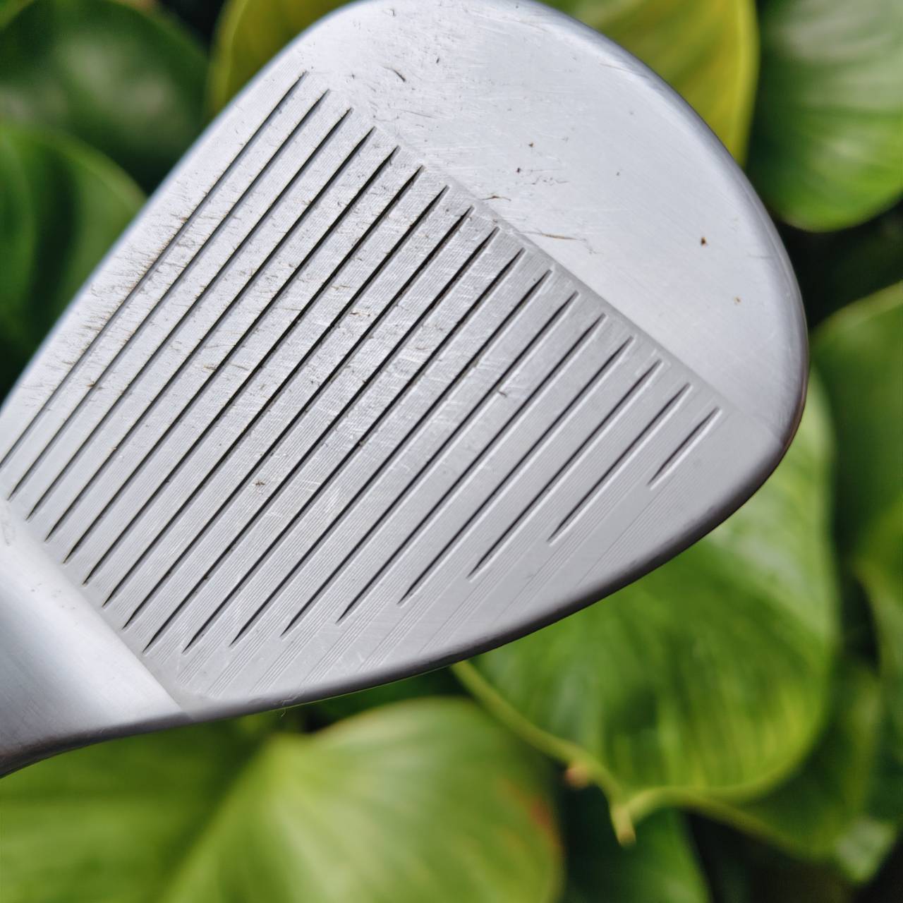 WEDGE Titleist Vokey SM9 56° | Bounce 12° | D Grind เหมาะสำหรับนักกอล์ฟที่มี AttackAngle ค่อนข้างชัน