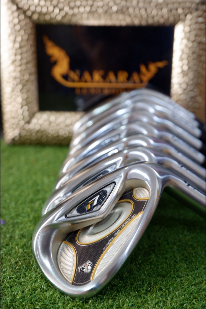 IRONSET TAYLORMADE R7