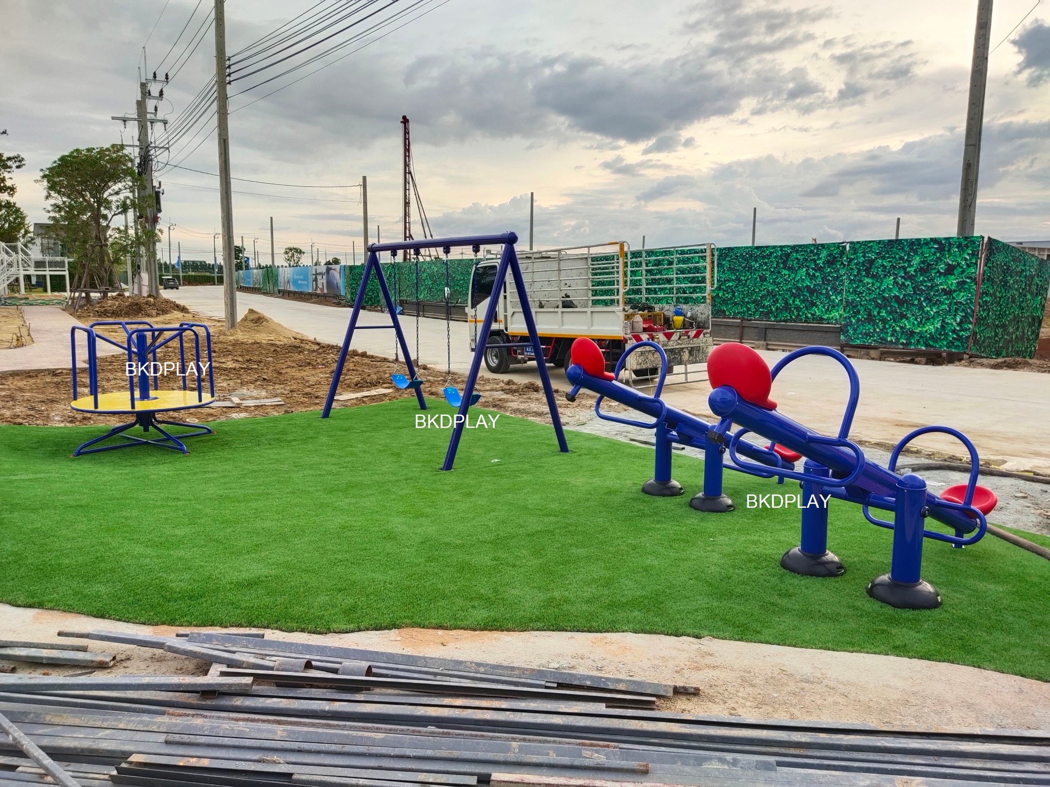 เครื่องเล่นสนาม กลางแจ้ง เหล็ก,คานกระดก 2 ที่นั่ง ปรับใหม่ตามมาตรฐาน มอก. Outdoor Playground, ราคาโรงงาน สินค้าสั่งผลิต 10-20 วัน