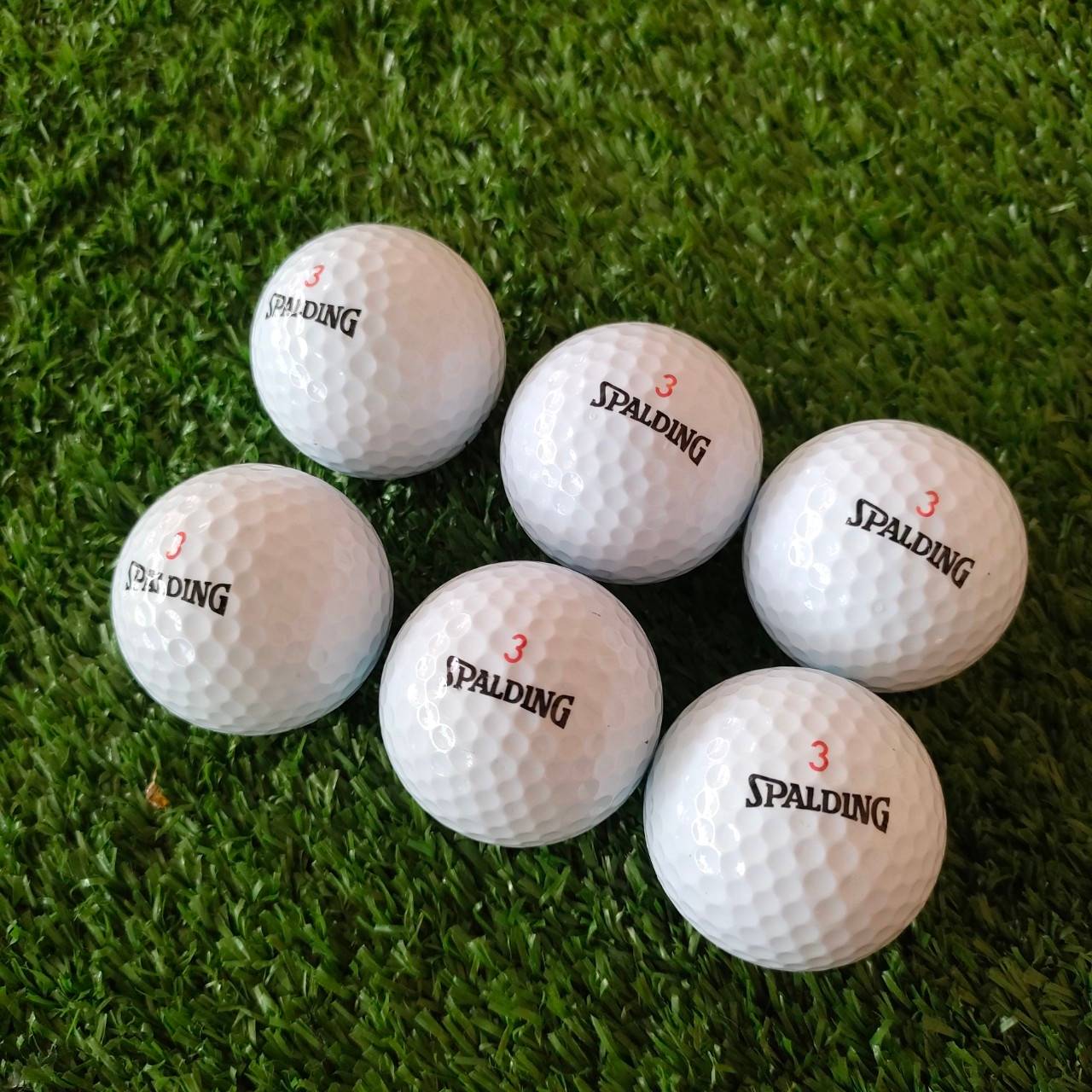 ลูกกอล์ฟ SPALDING ที่ระลึก SINGAPORE BAY COUNTRY CLUB 1 กล่องมี 3 ลูก ทั้งกล่อง และลูกมีสกรีน LIMITED EDITION *** ขายเป็นหลอด *** *** ลูกมือหนึ่ง ***