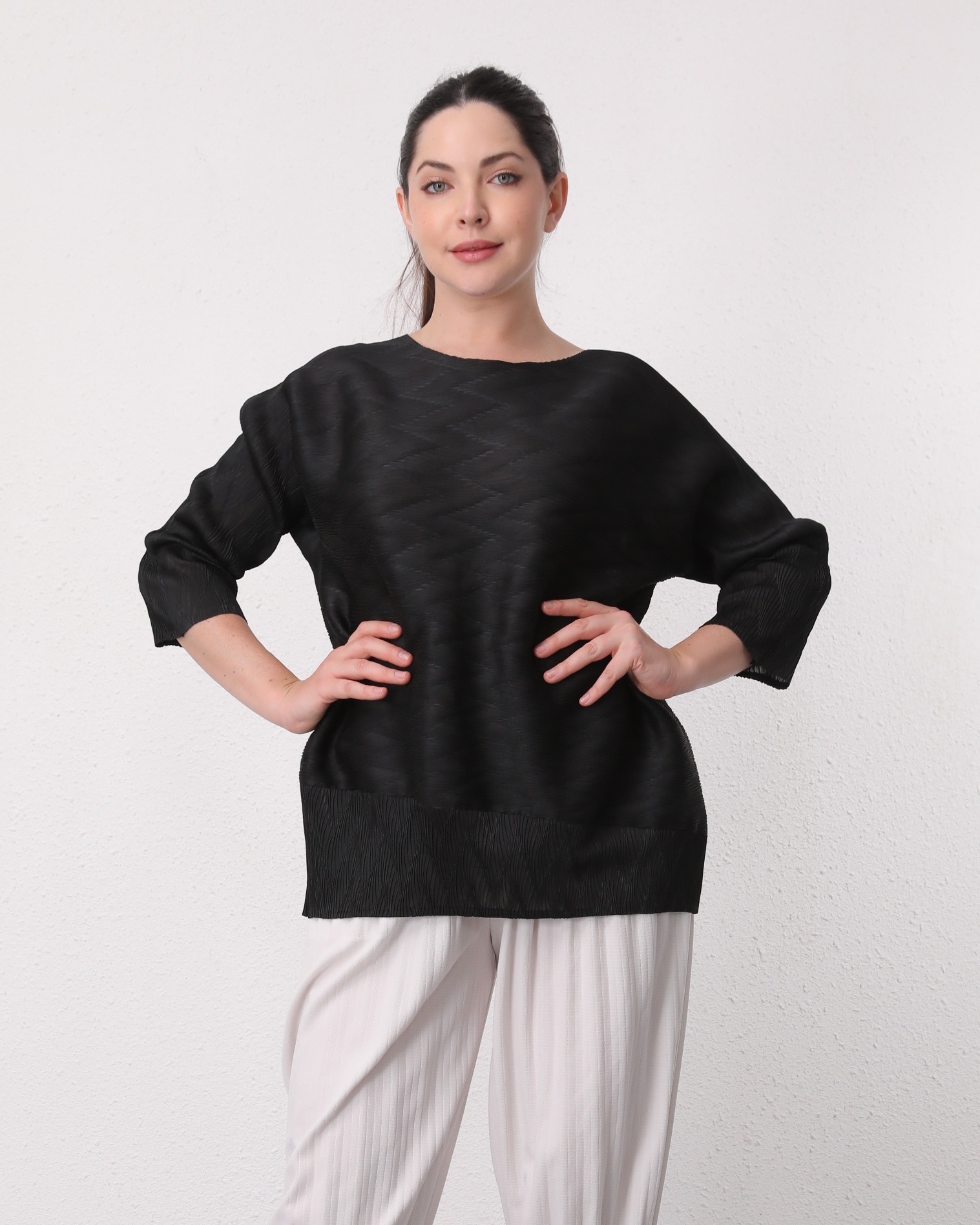 อกถึง44ยาว23นิ้ว 2MUAY รุ่น GA67807 เสื้ออัดพลีท LONG SLEEVE PLEATED TOP 8 สี FREE SIZE