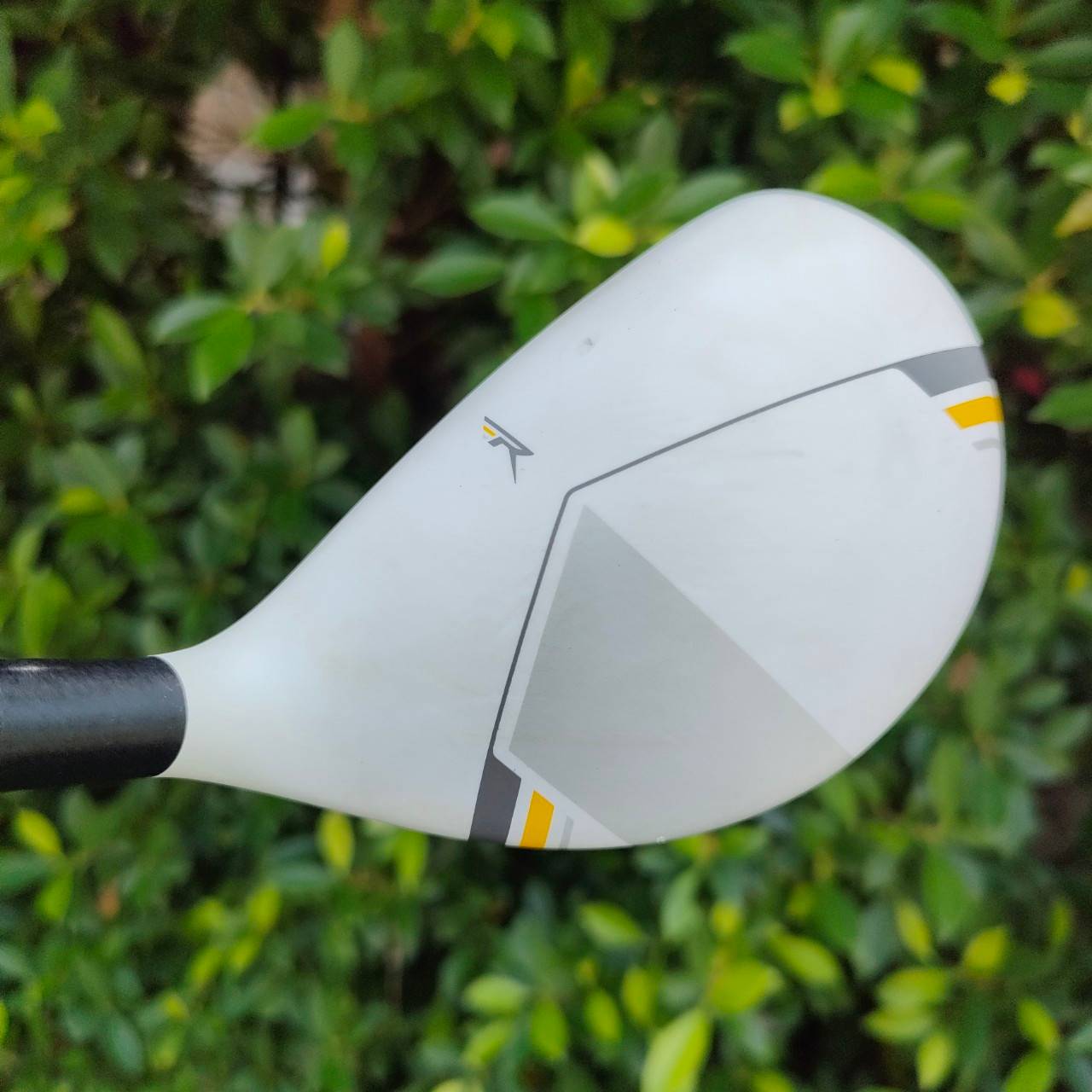 HYBRID4 TAYLORMADE RBZ STAGE2 องศา 22 ก้าน RBZ TM5-113 FLEX R รุ่น 2 รุ่นนี้เป็นรุ่นที่ตีดีมาก!! และตีไกลมาก!! เพราะตรงสันไม้ มี POCKET ขนาดใหญ่!! ไม้กอล์ฟมือสอง ของแท้ BY NakaraLuxurious