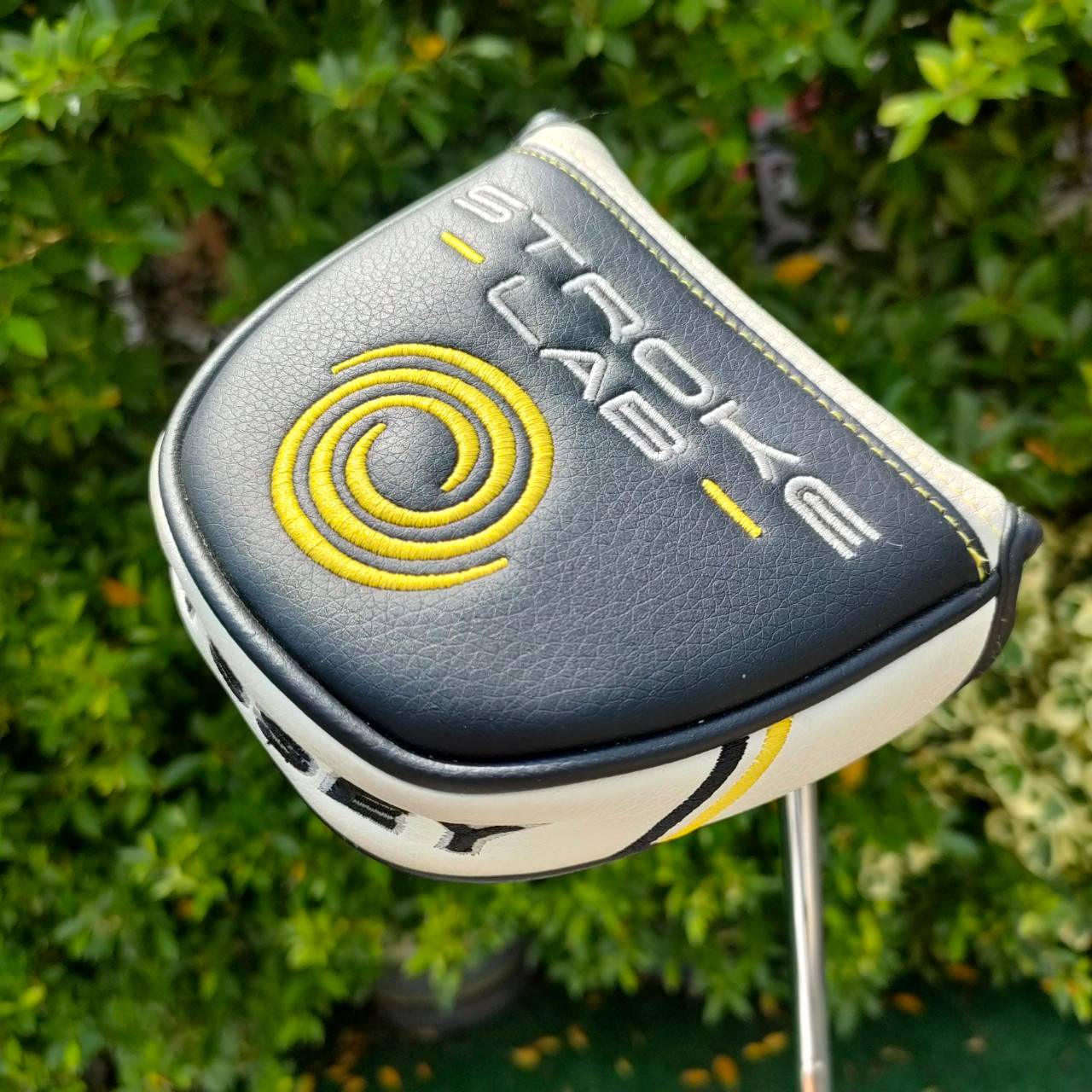 PUTTER ODYSSEY STROKE LAB R-BALL ความยาว 33 นิ้ว มาพร้อม COVER เดิม สภาพสวยงามมาก พัตต์ดีแบบสุด!! ไม้กอล์ฟมือสอง ของแท้ BY NakaraLuxurious