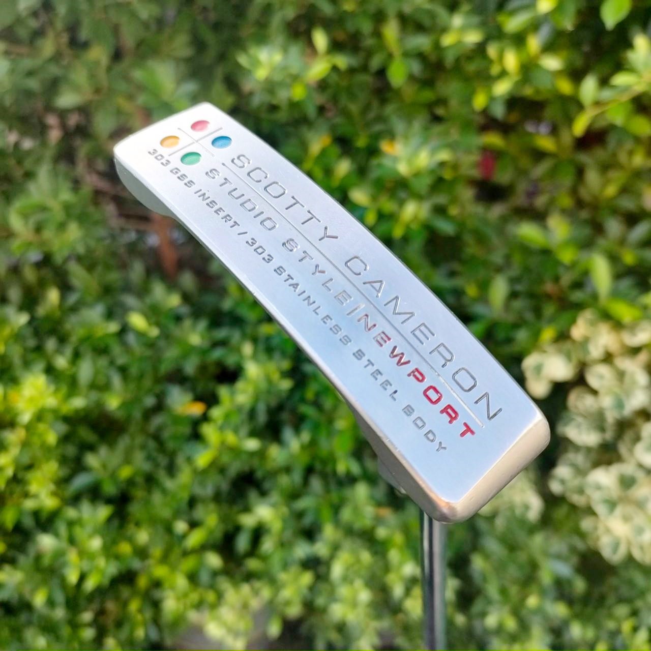 PUTTER TITLEIST SCOTTY CAMERON STUDIO STYLE NEWPORT ความยาว 34 นิ้ว **กริพ SUPER STROKE มีตำหนิค่ะ** ไม้กอล์ฟมือสอง ของแท้ BY NakaraLuxurious