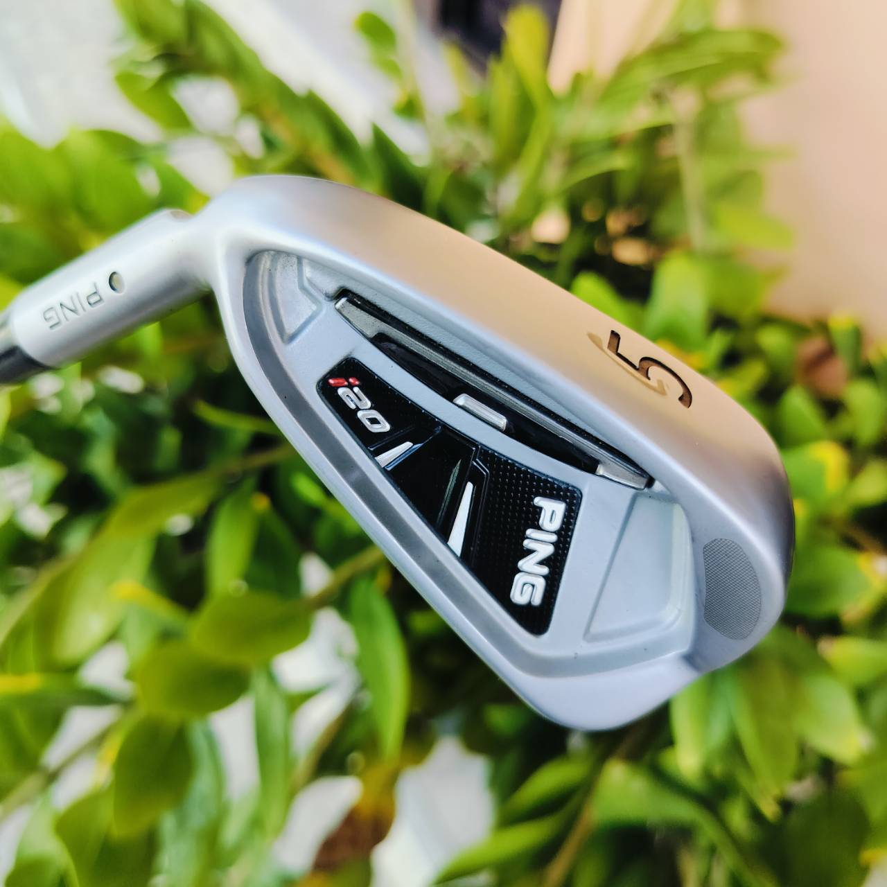 *** ไม้กอล์ฟมือซ้าย *** เหล็ก 5 PING i20 ก้าน PING CFS FLEX S สภาพสวยนางฟ้า ตีดีมากๆ ตีตรง ตีง่าย และ ตีติดสปินอย่างมาก ไม้กอล์ฟพรีเมี่ยมมือสอง ของแท้ By NakaraLuxurious