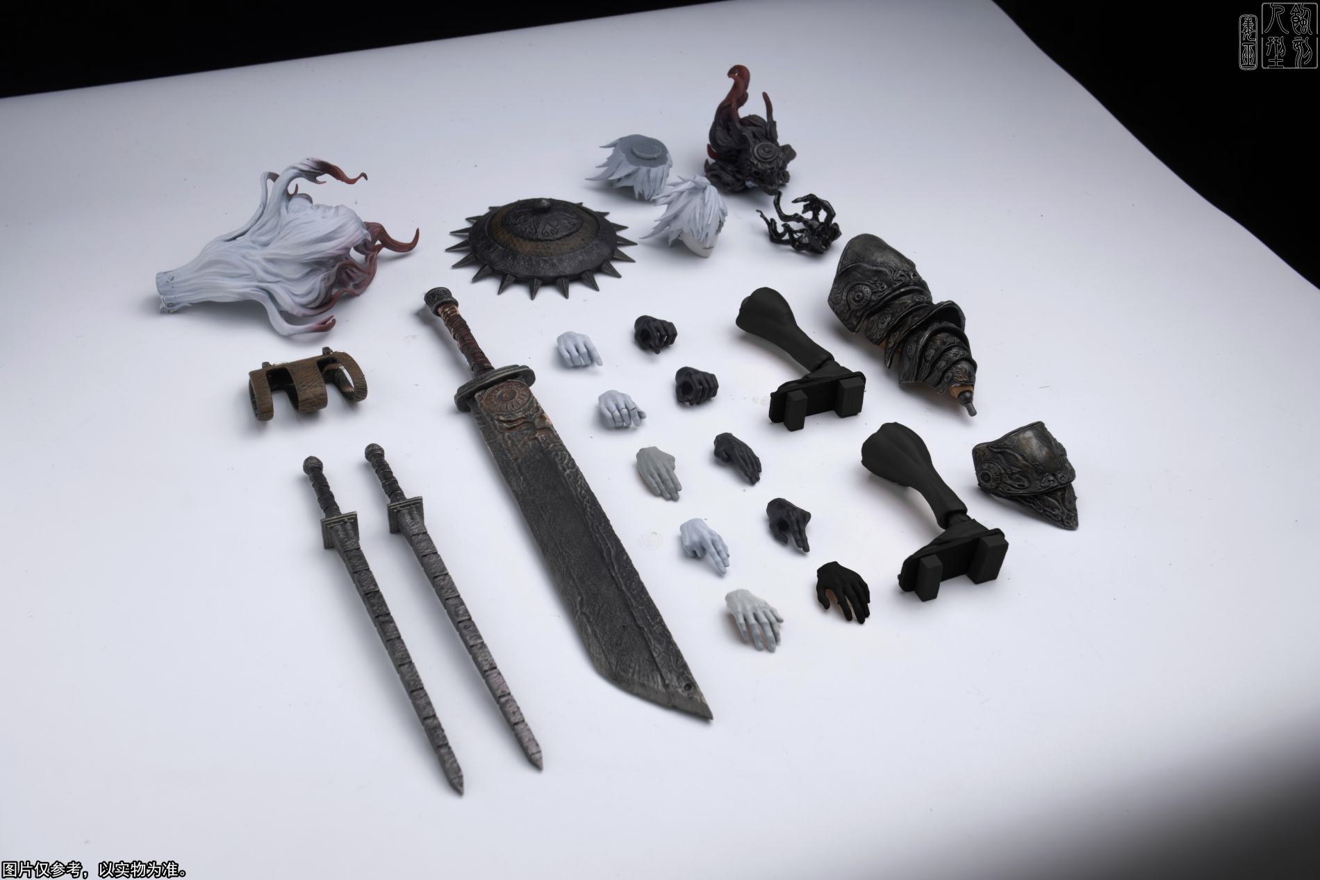 [สั่งจอง]Etched Humanoid 1/12 : “The Witch” Zhang Qing - Calligraphy Edition