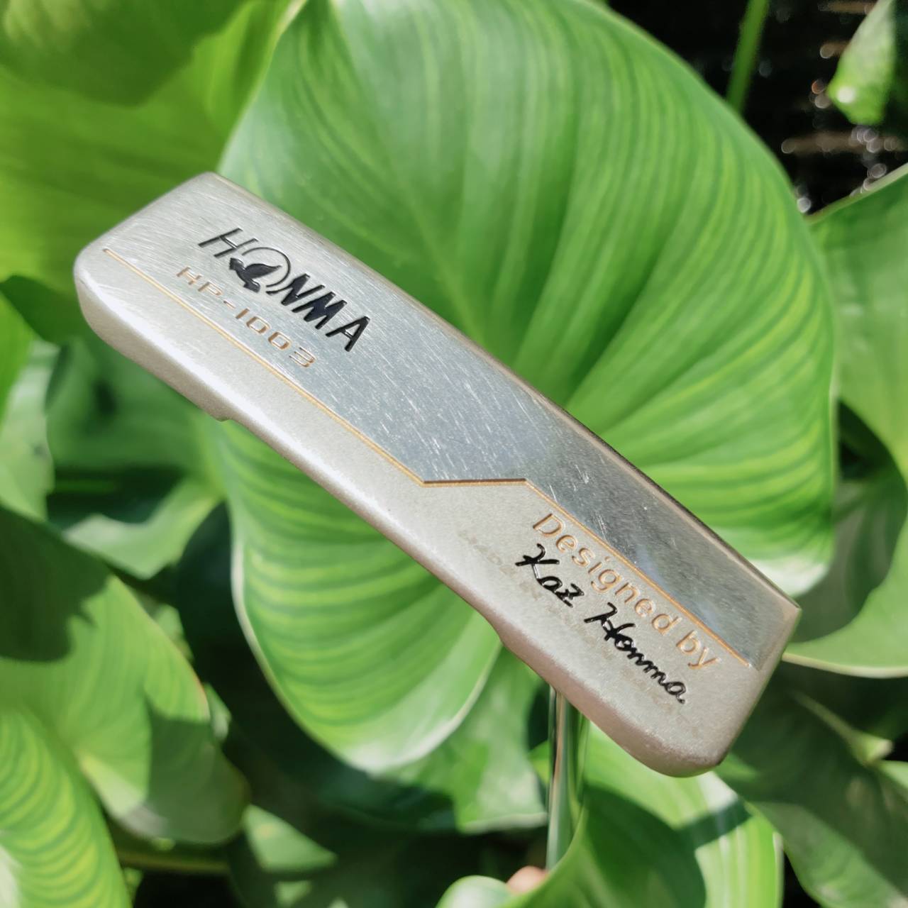 PUTTER HONMA HP-1003 DESIGNED BY KAZ HONMA MADE IN JAPAN SAKATA พัตเตอร์ลบบ slant neck ทรงตรง ตี follow throughได้อย่างง่ายดาย Super Mild Putter สุดยอดแห่ความเกาะไลน์ ให้สัมผัสพัตต์นุ่มมือสุดยอด ไม้กอล์ฟพรีเมี่ยมญี่ปุ่นมือสอง ของแท้ By NakaraLuxurious