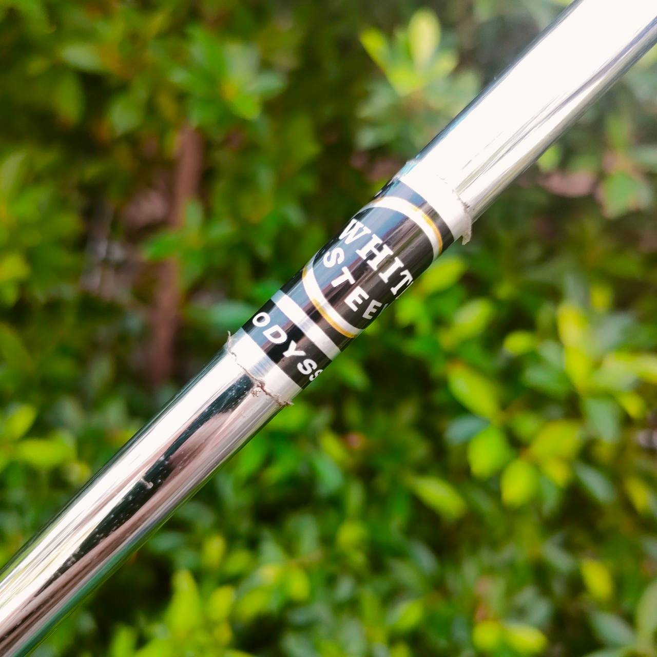 PUTTER ODYSSEY TRI-BALL SRT WHITE STEEL ความยาว 34 นิ้ว **กริพเสีย** หน้าสัมผัสที่เกาะไลน์มาก!! สามบอลเล็งง่ายขึ้นและชดเชยสูงมากกว่าทั่วไป!! ไม้กอล์ฟมือสอง ของแท้ BY NakaraLuxurious