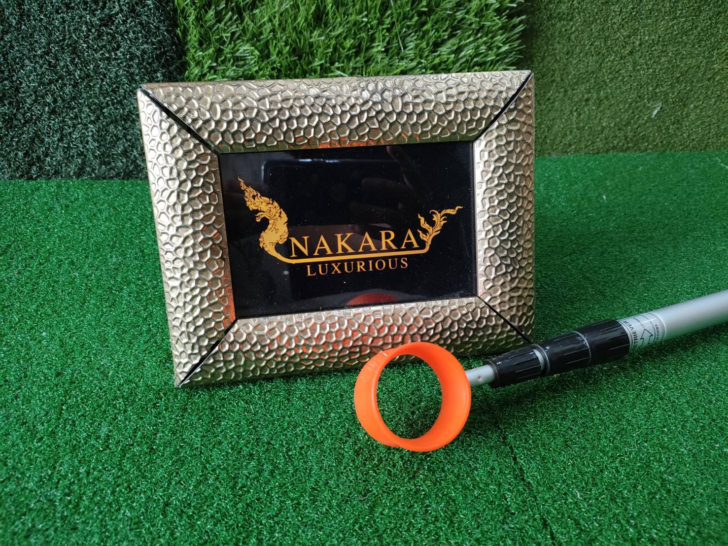 อุปกรณ์เก็บลูกกอล์ฟ LQQ002