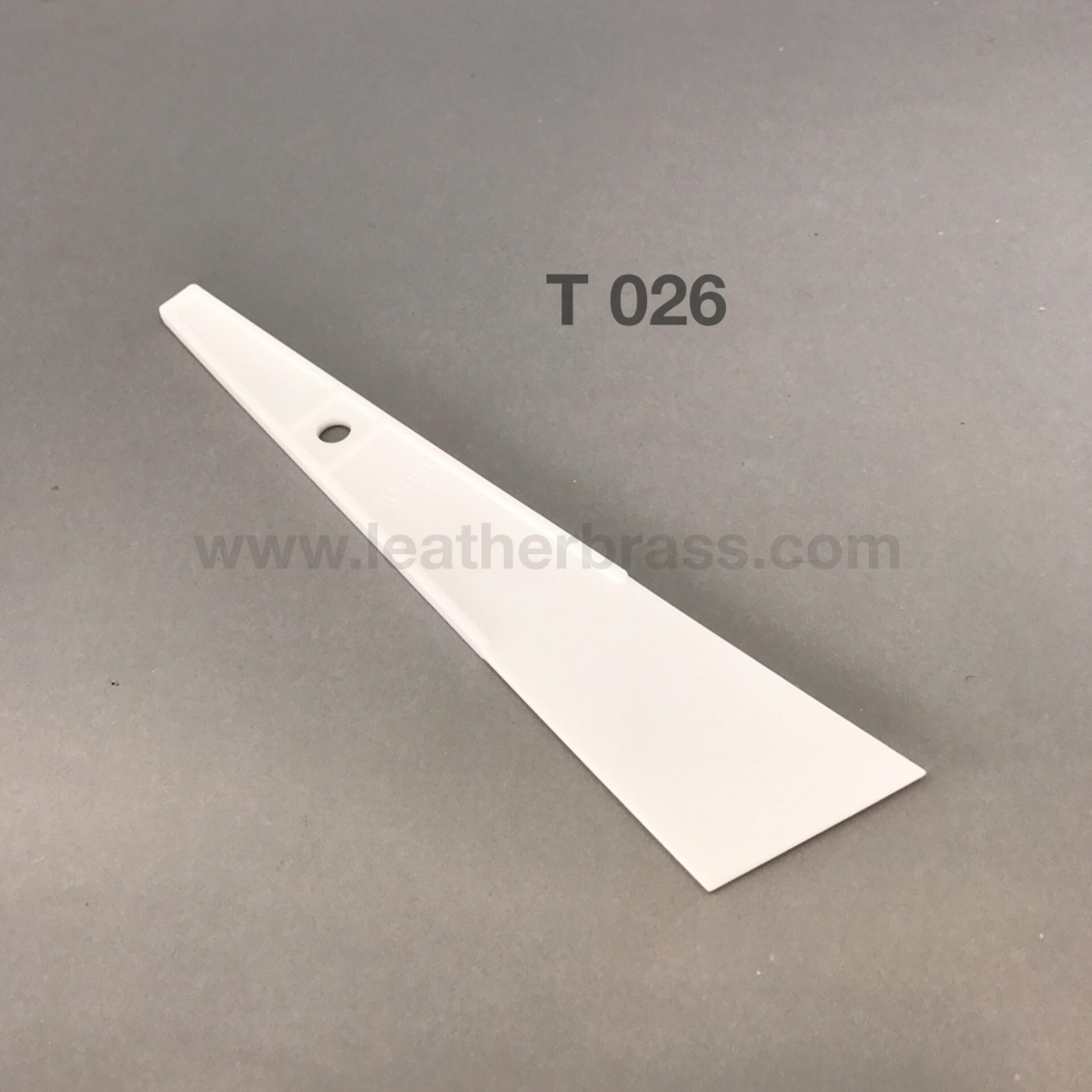 T026 อุปกรณ์สำหรับปาดกาว หรือ Gum ปาดง่าย ไม่เละเทอะ ขนาด 170*40 มิล อุปกรณ์เครื่องหนัง leatherbrass**ราคาต่อชิ้น**