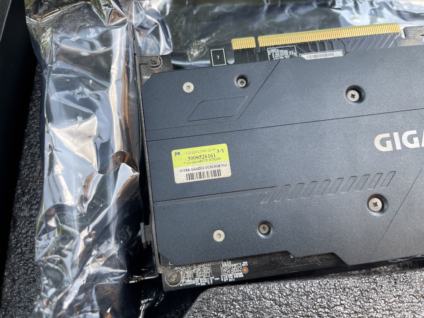 การ์ดจอแสดงผล Gigabyte RTX2060 Super 8GB ประกันศูนย์หมด 21-5-2023 มือสองสภาพดี ประกันร้าน 1 เดือน