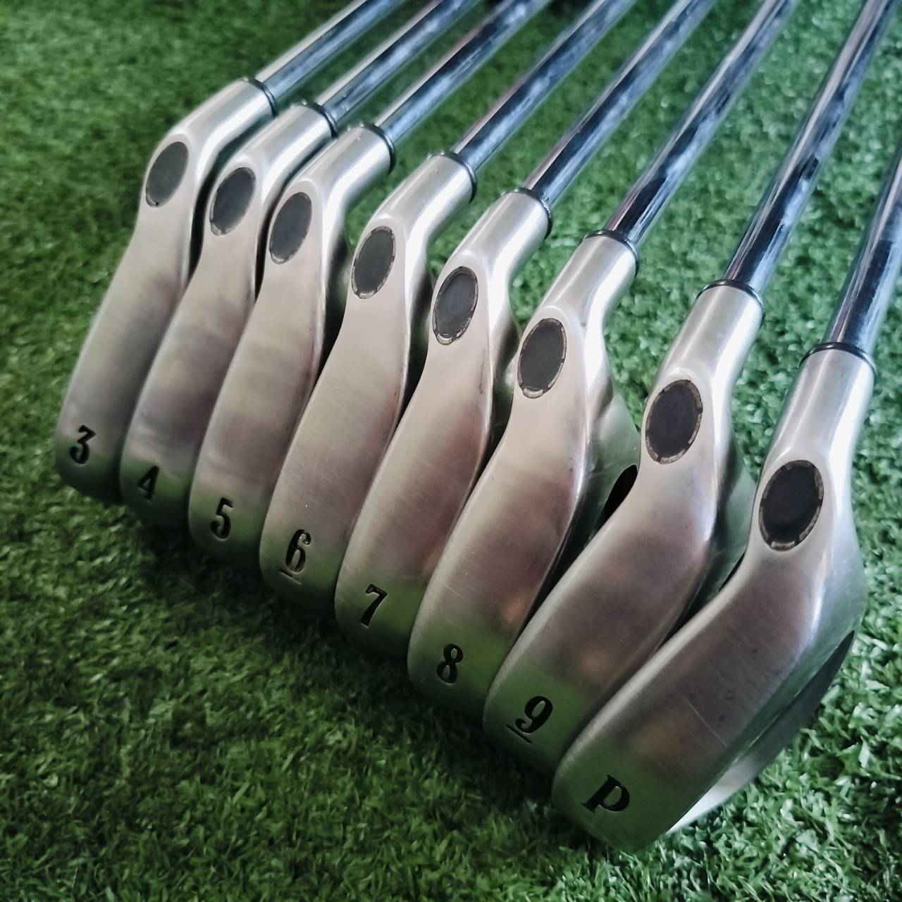 ชุดเหล็ก CALLAWAY STEELHEAD X-14 มีเหล็ก 3 4 5 6 7 8 9 PW สภาพสวยนางฟ้า สุดยอดก้านเจาะทะลุผ่าแฉกสวยจัดๆเลยค่ะ ไม้กอล์ฟพรีเมี่ยมมือสอง ของแท้ By NakaraLuxurious