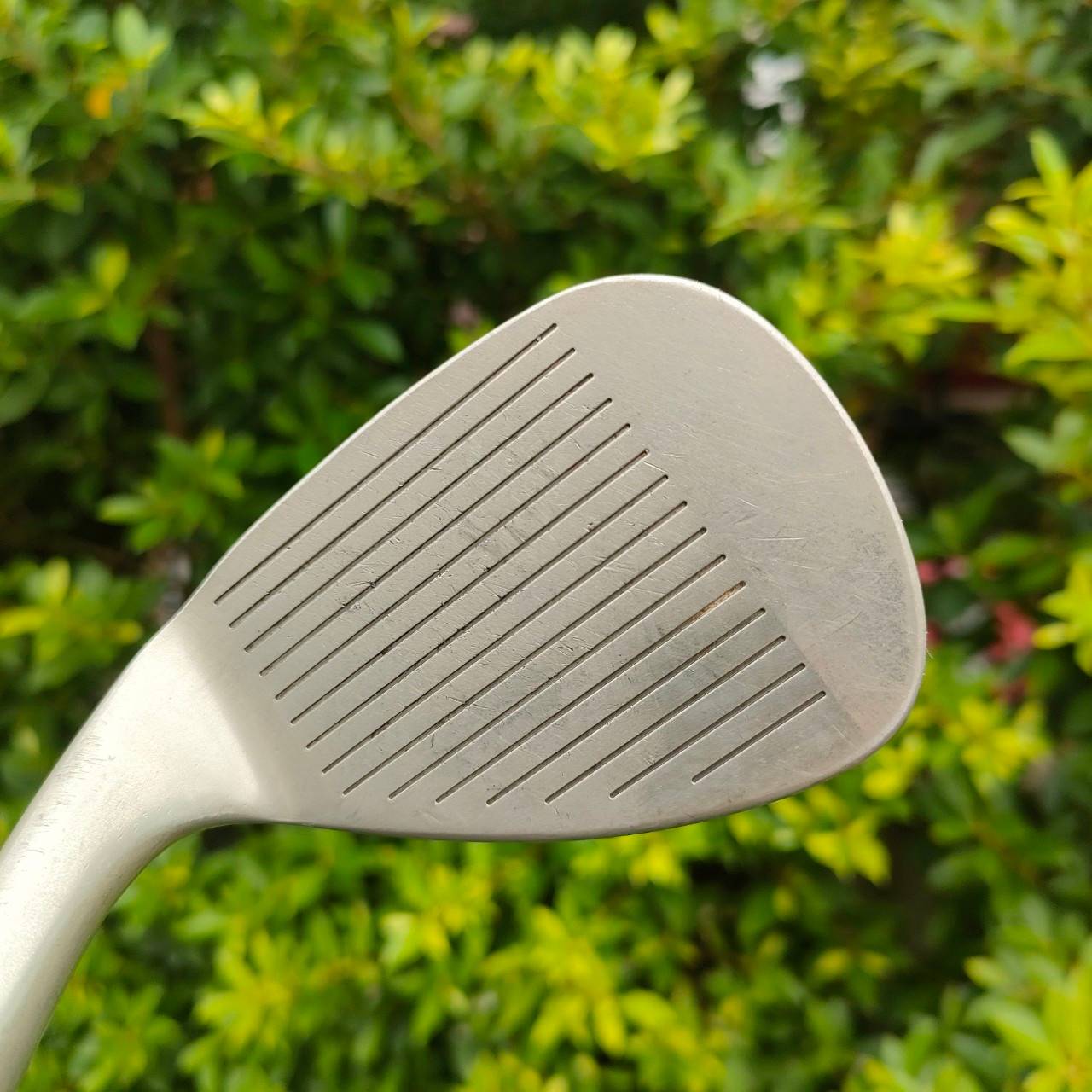 WEDGE NIKE SV องศา 52 BOUNCE 10 ก้าน DYNAMIC GOLD FLEX S400 ร่องหน้าไม้สวย ก้านแข็งหน่อยเหมาะกับ WEDGE โดยเฉพาะ ไม้กอล์ฟมือสอง ของแท้ BY NakaraLuxurious