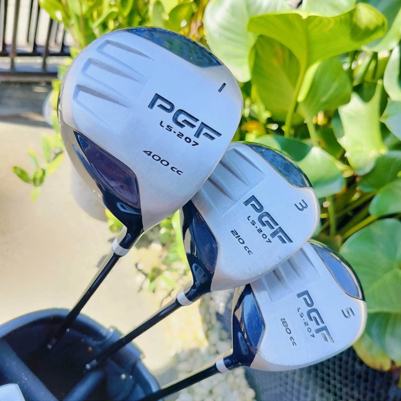 ไม้กอล์ฟครบชุดพร้อมออกรอบ PGF LS-207 สภาพสวยเดิมทั้งชุด พร้อมถุงกอล์ฟ มือใหม่ มือกลาง ซื้อชุดนี้ชุดเดียวครบเลยค่ะ ไม้กอล์ฟพรีเมี่ยมมือสอง ของแท้ By NakaraLuxurious
