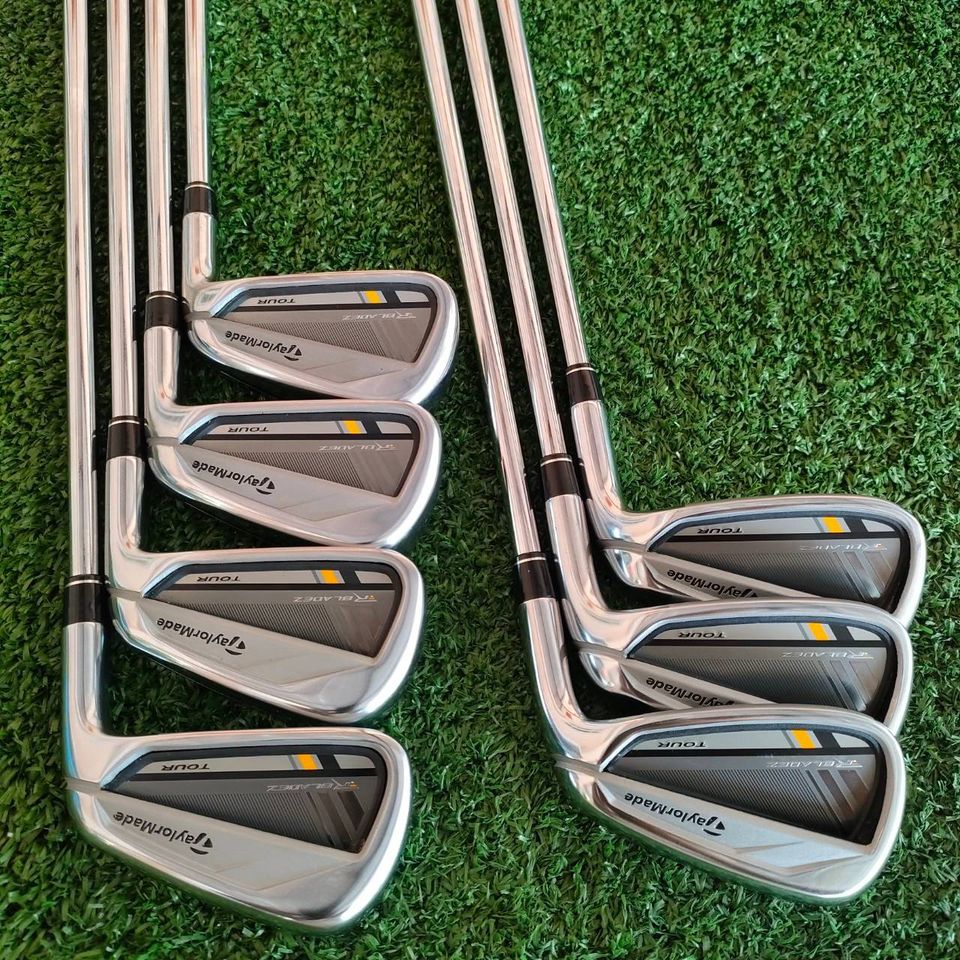 ชุดเหล็ก TAYLORMADE RBLADEZ TOUR มีเหล็ก 4 - 9 เเละ PW ก้าน KBS TOUR FST C-TAPER 95 FLEX R สภาพสวยมาก!! เรียบร้อยครบเครื่อง!! ตีแม่น ตรง และง่ายมาก!! ไม้กอล์ฟมือสอง ของแท้ BY NakaraLuxurious