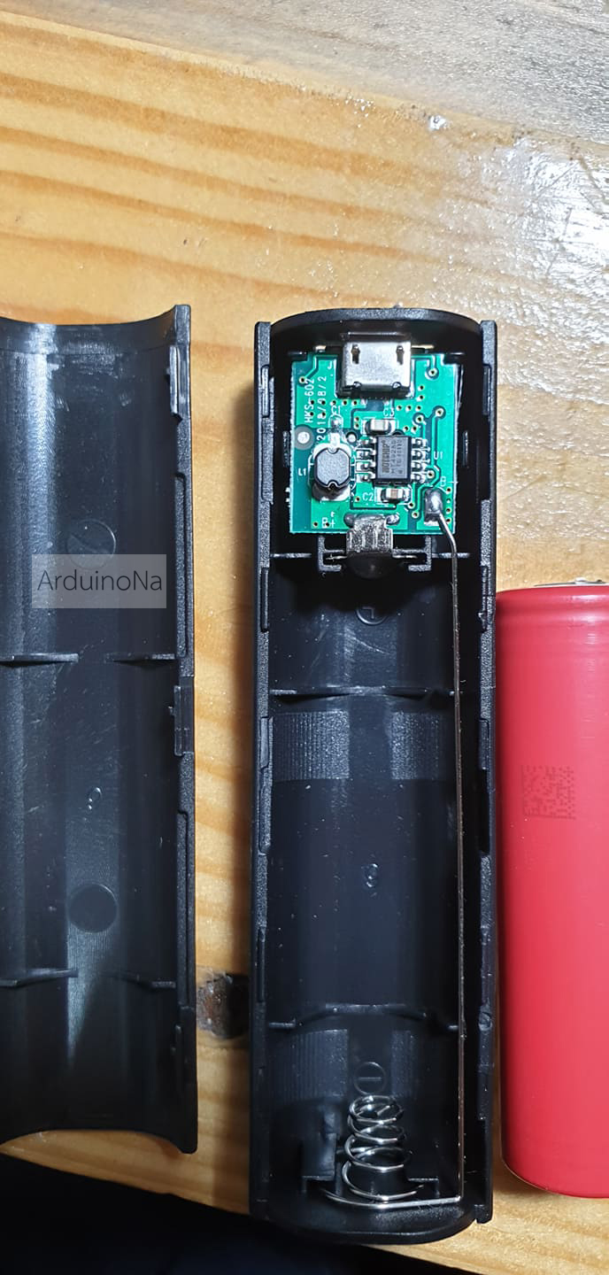 กล่องใส่แบตพร้อมโมดูลชาร์ต Li-ion 18650 แบบ 1 ก้อน ทำเป็น Powerbank ได้ทันที แบบกลม