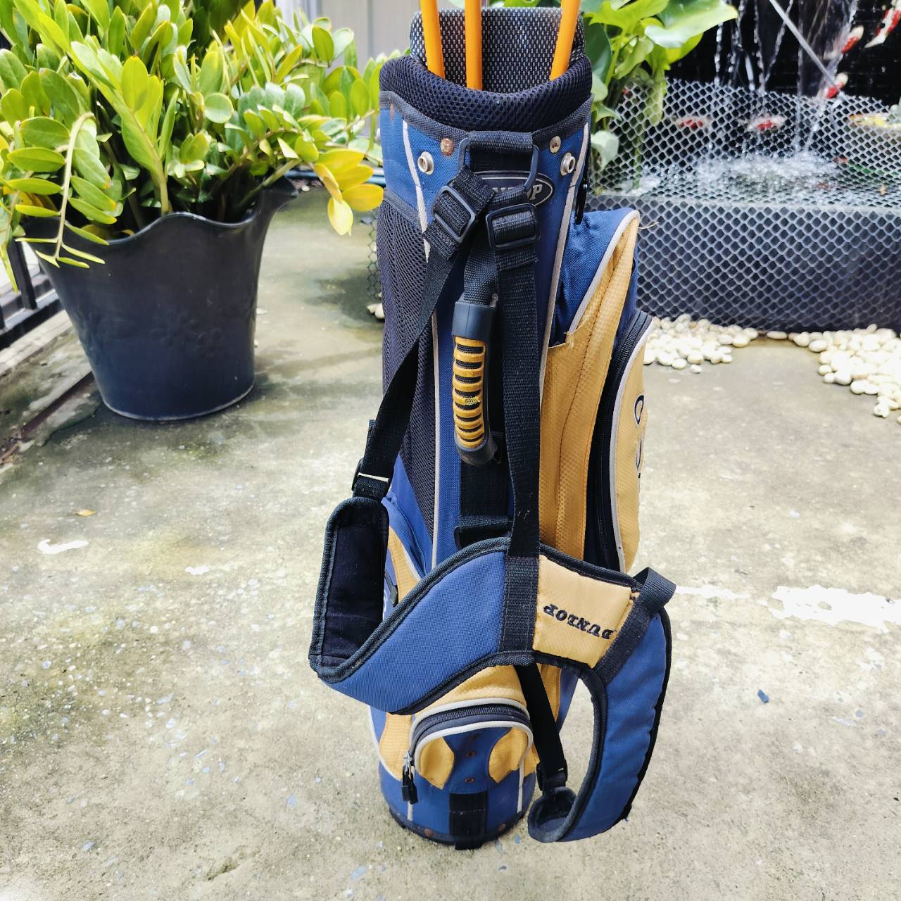 ***ไม้กอล์ฟเด็กครบชุด*** DUNLOP LOCO KID เหล็ก 7 ยาว 33 นิ้ว มีหัวไม้ถึง 3 หัว Driver และไม้ไฮบริดอีก 2 ไม้ ใช้ตีแทนเหล็กยาว ตีง่าย ไม้กอล์ฟพรีเมี่ยมญี่ปุ่นมือสอง ของแท้ By NakaraLuxurious