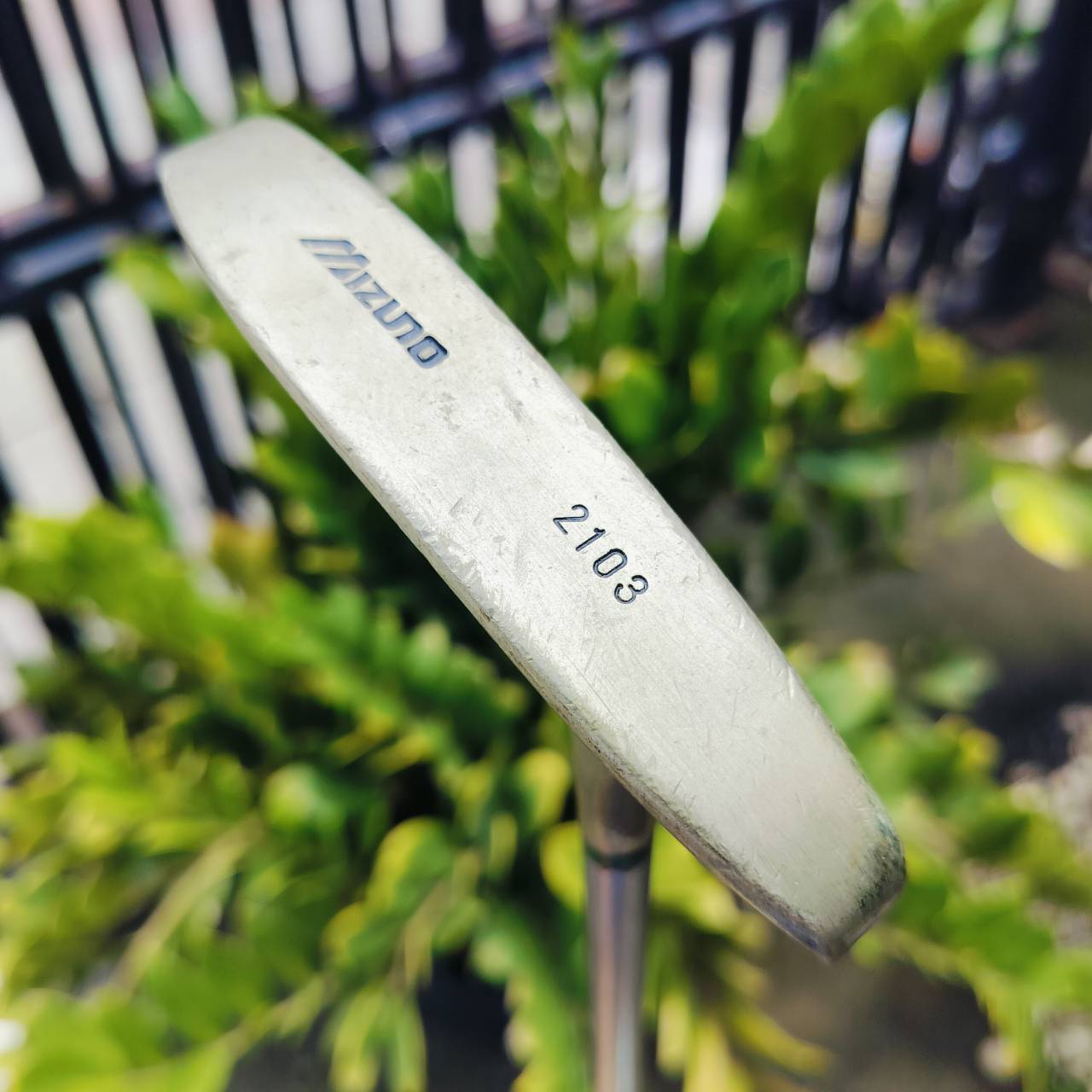 *** ตัวสะสม นิยมเก็บ *** PUTTER MIZUNO 2103 เป็นลิมิเต็ด THE MASTER ทรงขาไก่ ยาว 35 นิ้ว หายากมาก ไม้กอล์ฟพรีเมี่ยมมือสอง ของแท้ By NakaraLuxurious