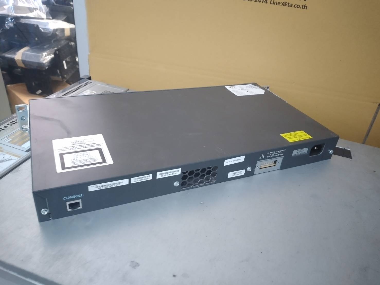 cisco catalyst 2960 WS-C2960-24TC-L