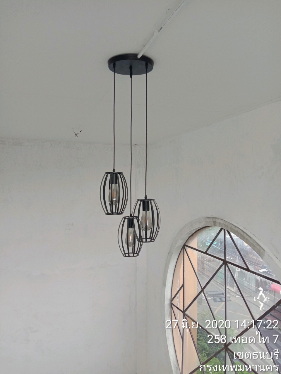 รร.วัดอินทรารามปรับปรุงห้องประชุม และสนามกีฬาในร่ม