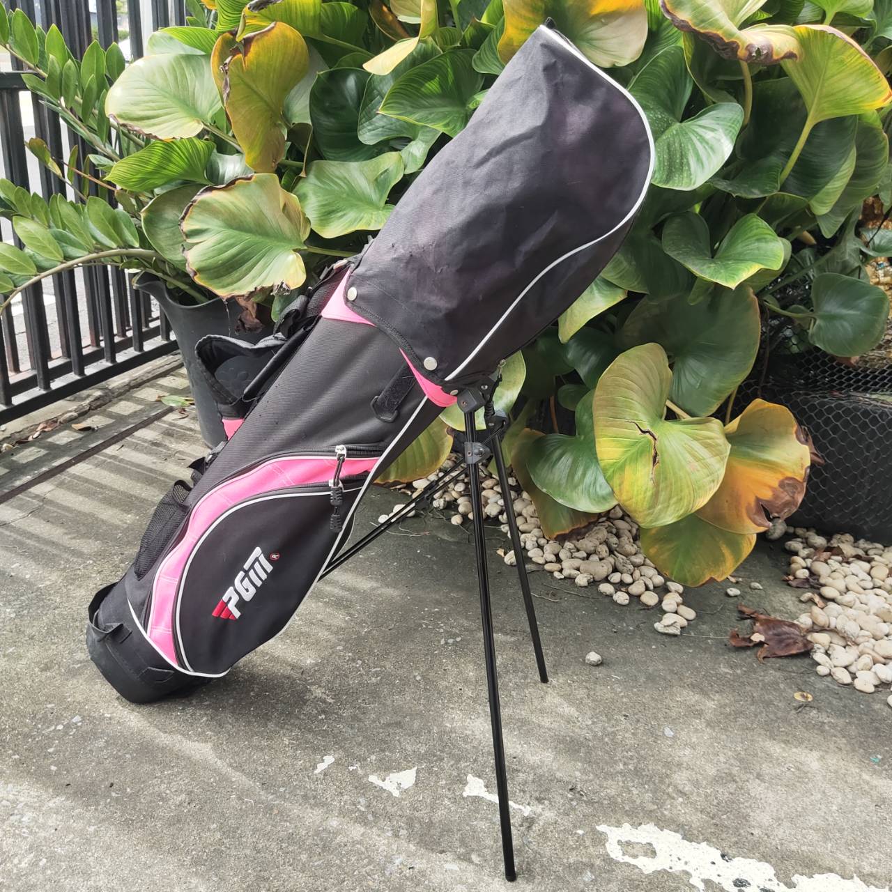 ไม้กอล์ฟเด็กครบชุด PGM PGM AXIAL JRTG003 เกรดพรีเมี่ยม กว่ารุ่น RIO มีน้ำหนักเบา และตีง่าย