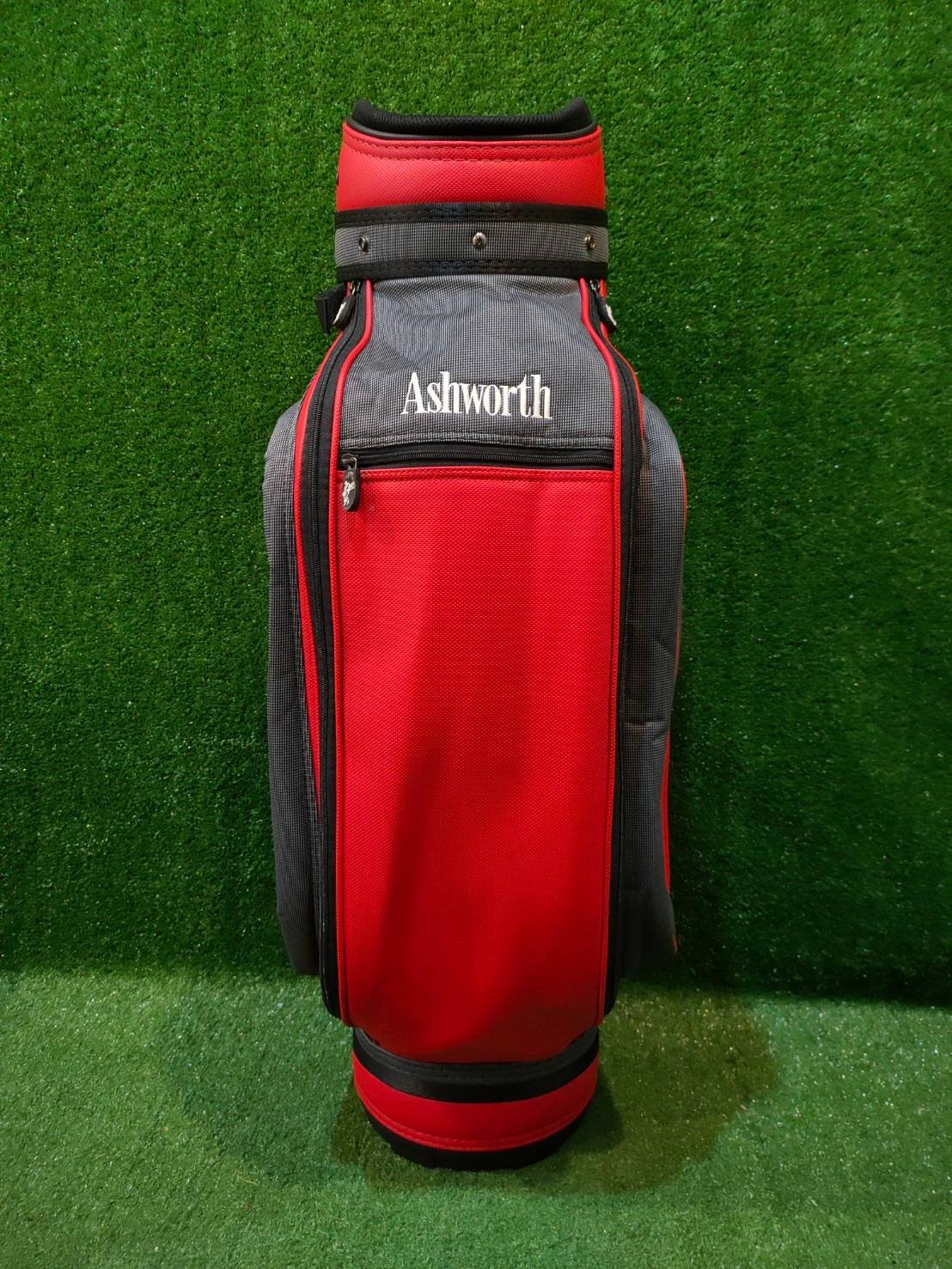 ถุงกอล์ฟ ASHWORTH สภาพสวยนางฟ้า