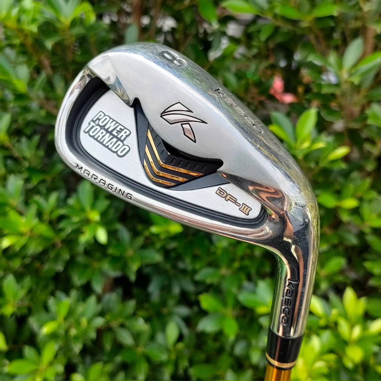 ชุดเหล็ก KASCO POWER TORNADO DF-III มีเหล็ก 5-9 PW AW SW ได้ทั้งหมด 8 ชิ้น ก้าน KASCO POWER TORNADO DF-III FLEX R เป็นชุดเหล็กหน้าเด้ง หน้า MARAGING ตีไกลสุด ตีไกลกว่าเหล็กปกติมากๆครับ