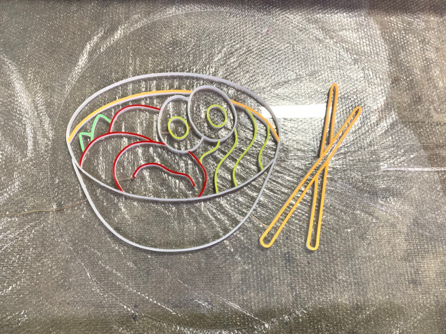 ไฟนีออน เฟค