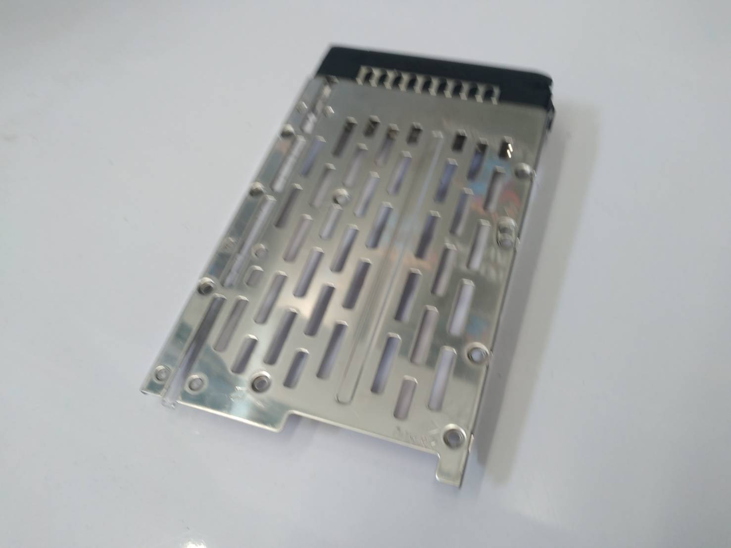 Synology HDD Tray Type R7 - > RS2416RP+, RS2416+, RX1215sas