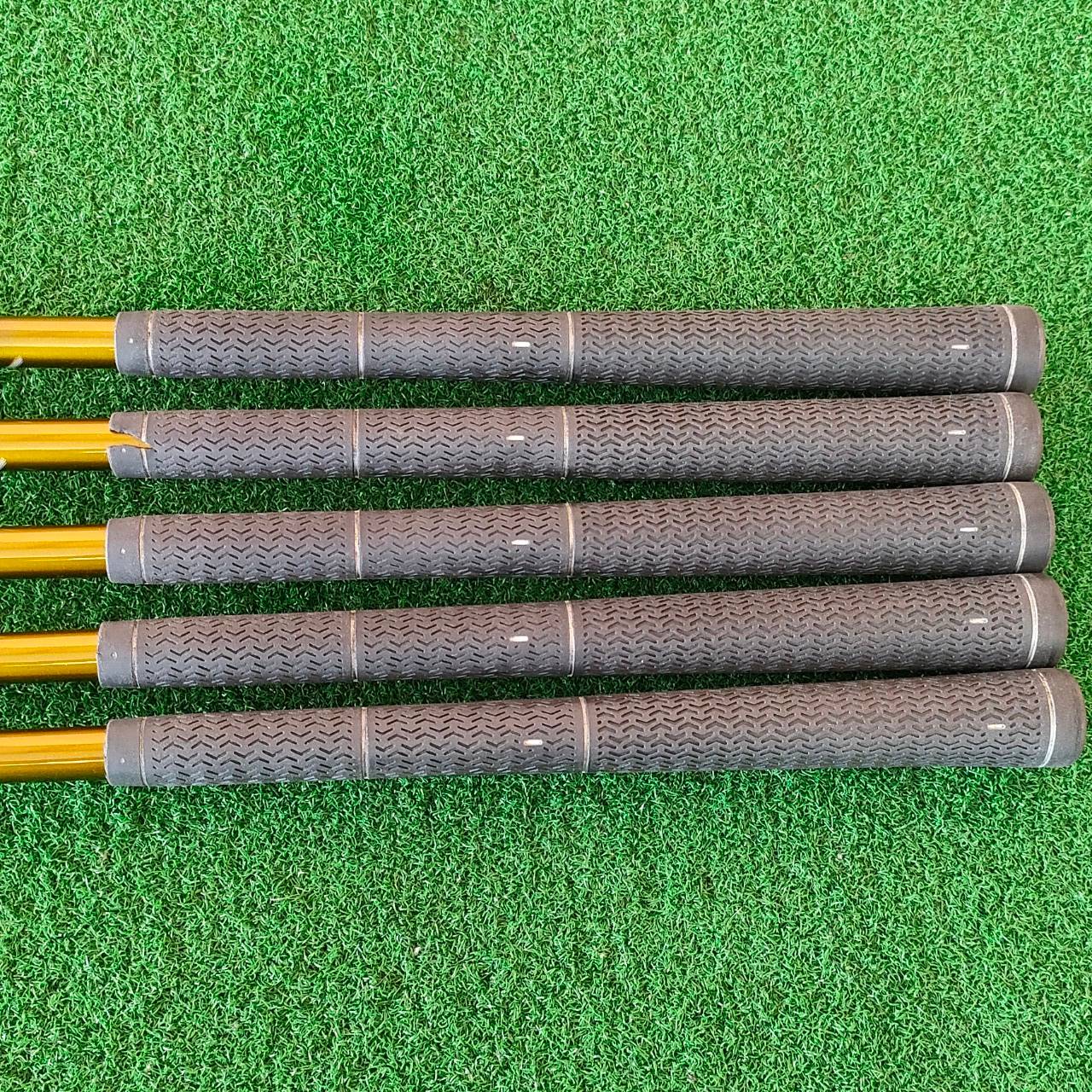 ชุดเหล็ก PRGR EGG FORCE OF EGG มีเหล็ก 7 8 9 เเละ AW PW เหล็ก SUPER พรีเมี่ยม