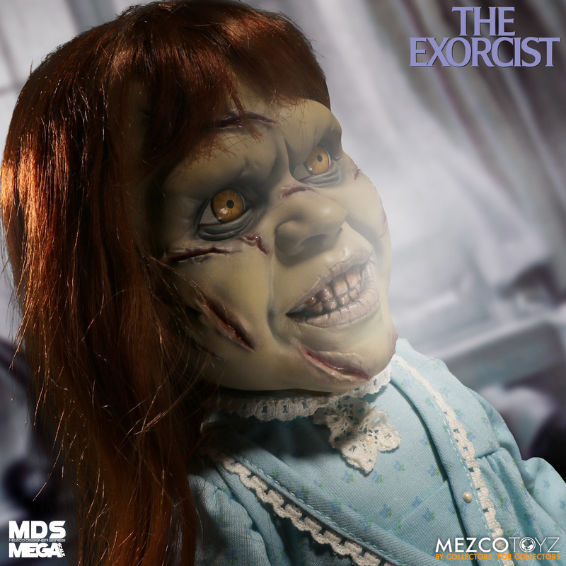 [สั่งจอง] Mezco Toys MDS MEGA SCALE 15" : Exorcist with Sound Feature