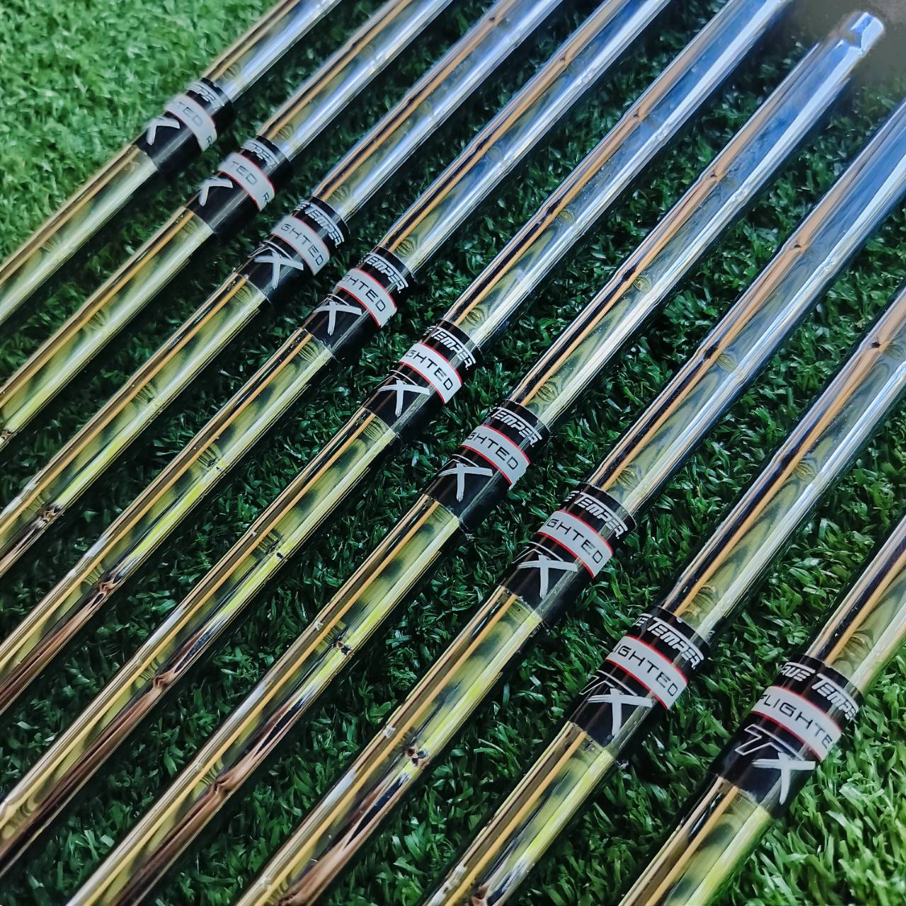 ลดล้างสต๊อค!!! ** มีตำหนิเพลทหลังหลุด ** ชุดเหล็ก WILSON STAFF BLACK รุ่นนี้เป็นรุ่น STAFF ที่ทางวิลซันทำออกมา ไม้กอล์ฟพรีเมี่ยมมือสอง ของแท้ By NakaraLuxurious