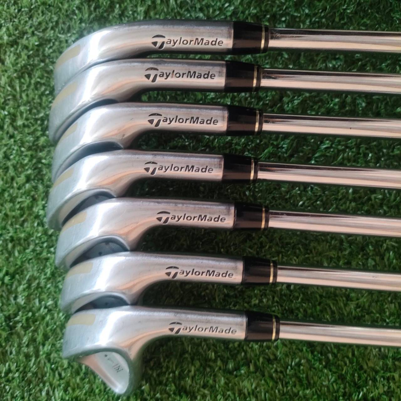 🏌️ชุดเหล็ก Taylormade 320 มีเหล็ก 3-9 ก้าน Taylormade FLEX-R สวยครบเครื่อง ด้าน SOLE ถ่วงด้วยวัสดุทังสเตนพรีเมี่ยม ไม้กอล์ฟมือสอง ของแท้ BY NakaraLuxurious