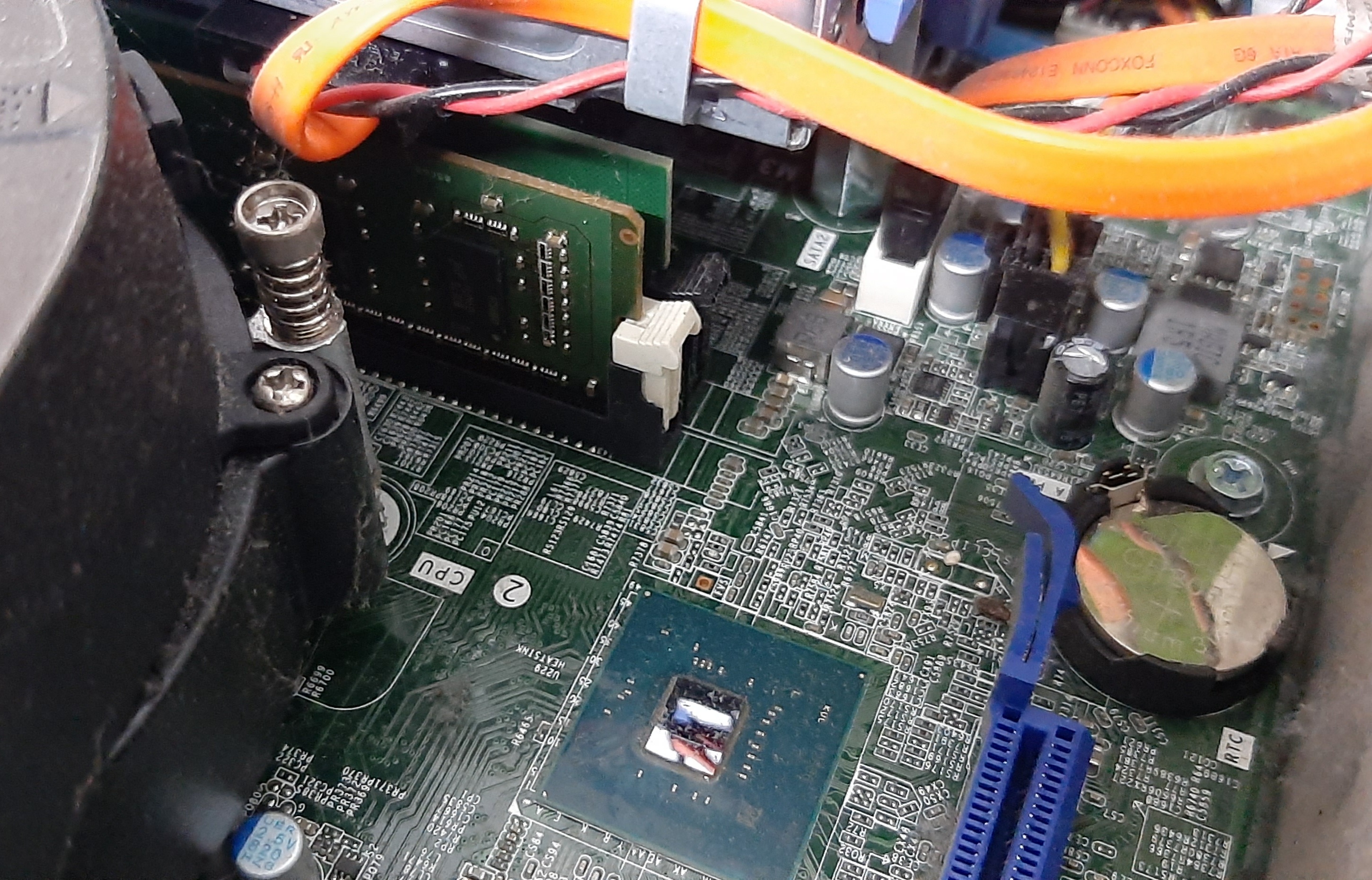 พีซีตั้งโต๊ะมือสอง สภาพดี ประกันร้าน 1 เดือน Dell Optiplex 3060 SFF (i3-8100 Ram8GB HDD500GB)