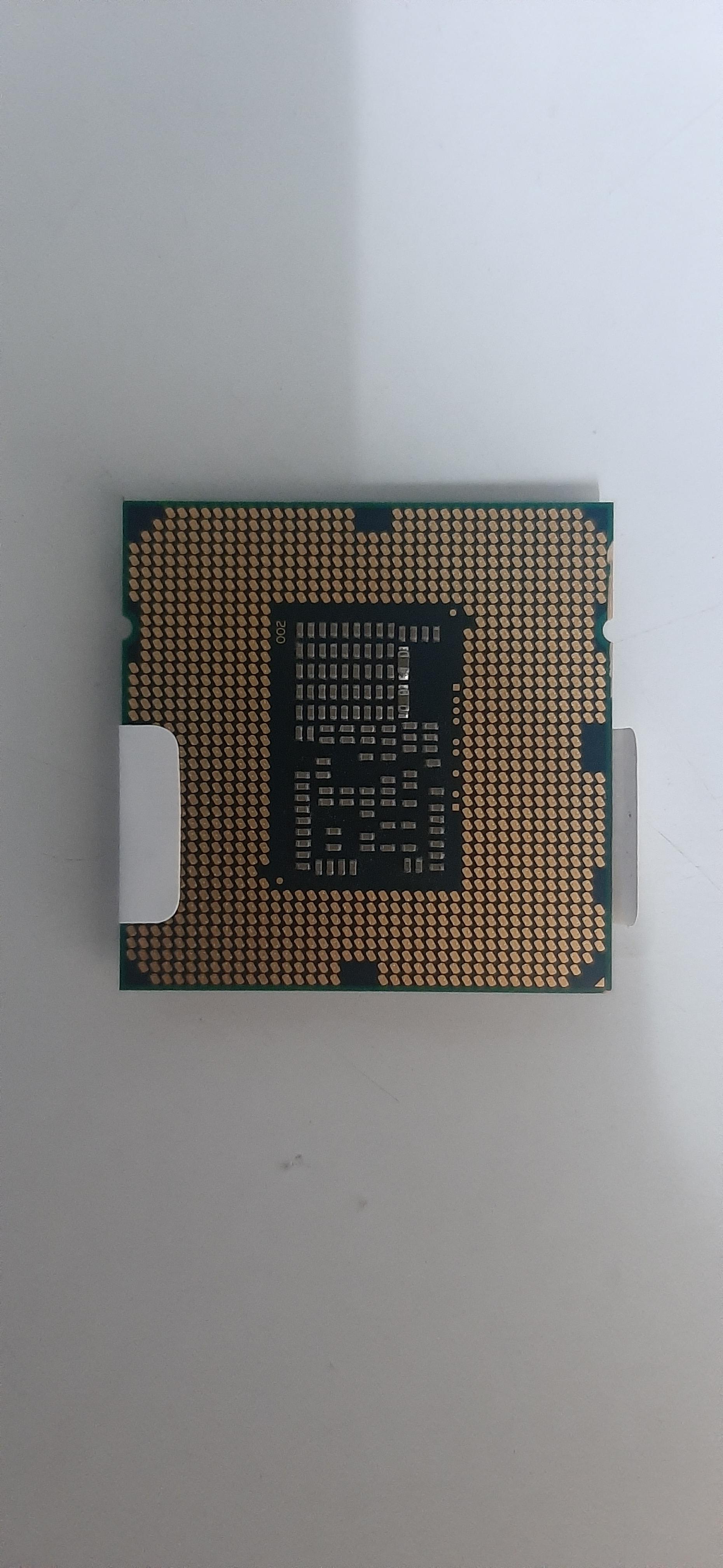 ซีพียูมือสอง สภาพดี ประกันร้าน 1 เดือน Intel Core i3-550 @ 3.20GHz Socket: LGA1156 2Cores 4Threads