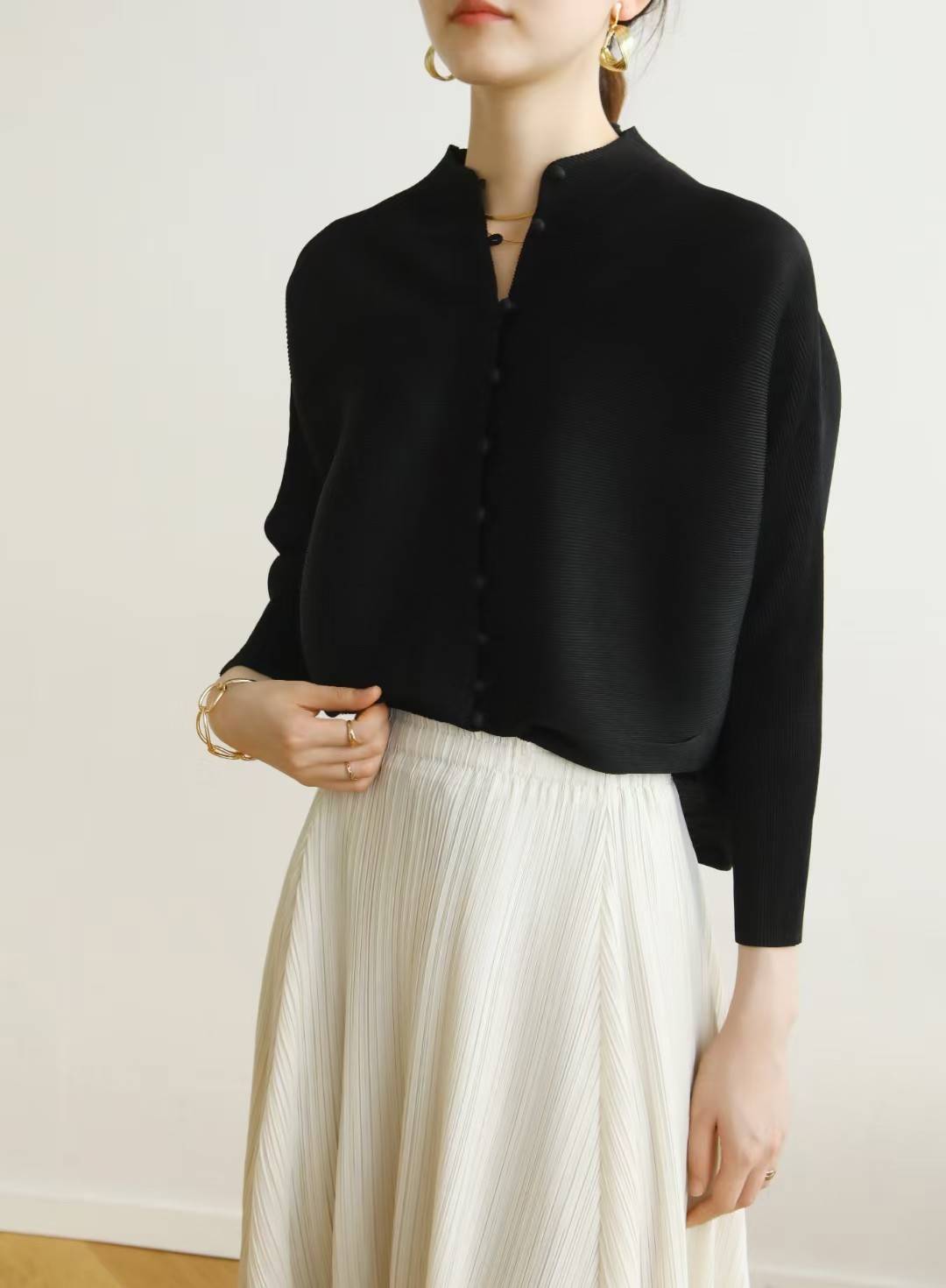 2MUAY BASIC รุ่น GJO2066 เสื้ออัดพลีทงานคุณภาพ BUTTON FRONT PLEATED TOP 17สี FREE SIZE