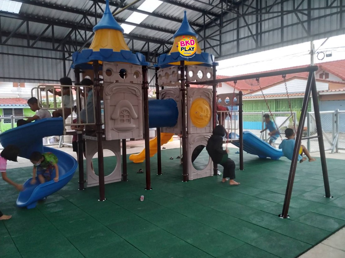 เครื่องเล่นสนามกลางแจ้ง, ชุดปราสาท2มงกุฏพร้อมชิงช้า สนามเด็กเล่น ,เครื่องเล่นสนามกลางแจ้งในร่มราคาถูก, เครื่องเล่นสนามปฐมวัย, playground, outdoorplayground ครุภัณฑ์สนามเด็กเล่น, สพฐ,โครงการโรงเรียนประชารัฐ