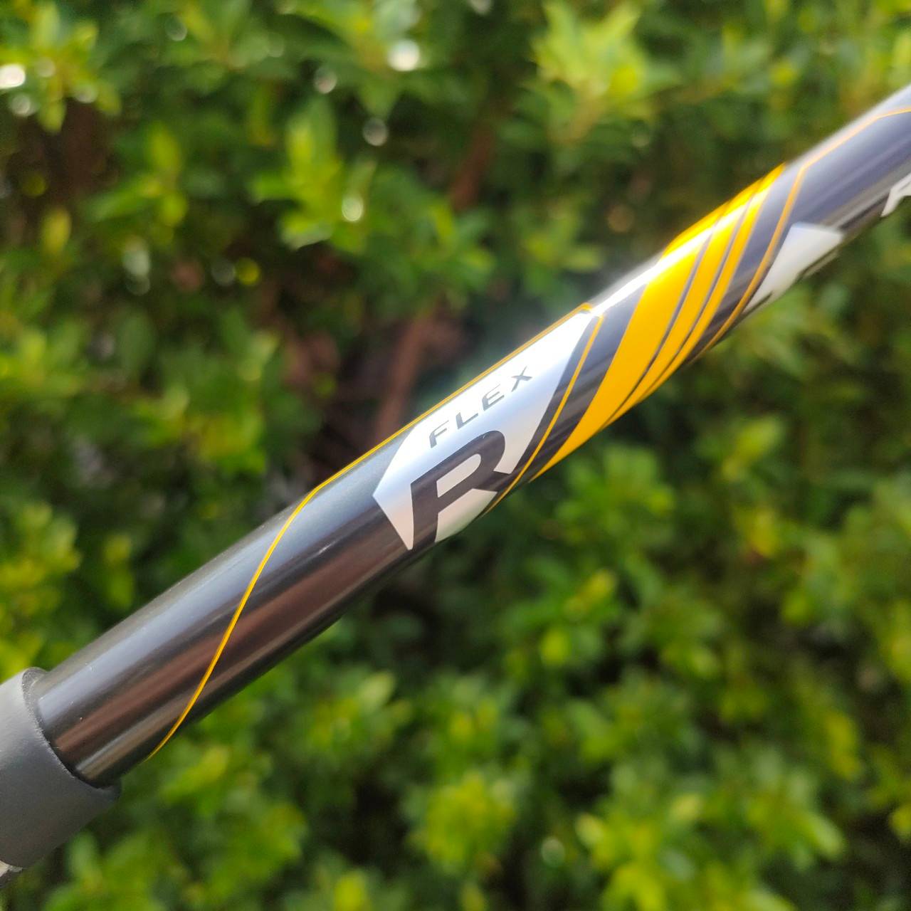 ชุดเหล็ก TAYLORMADE ROCKETBLADEZ มีเหล็ก 4-9 เเละ PW ก้าน ROCKETFUEL FLEX R ด้วย Speed Pocket ใหม่ ที่เพิ่มความเร็วและระยะ ของลูกกอล์ฟ!!! ไม้กอล์ฟมือสอง ของแท้ BY NakaraLuxurious