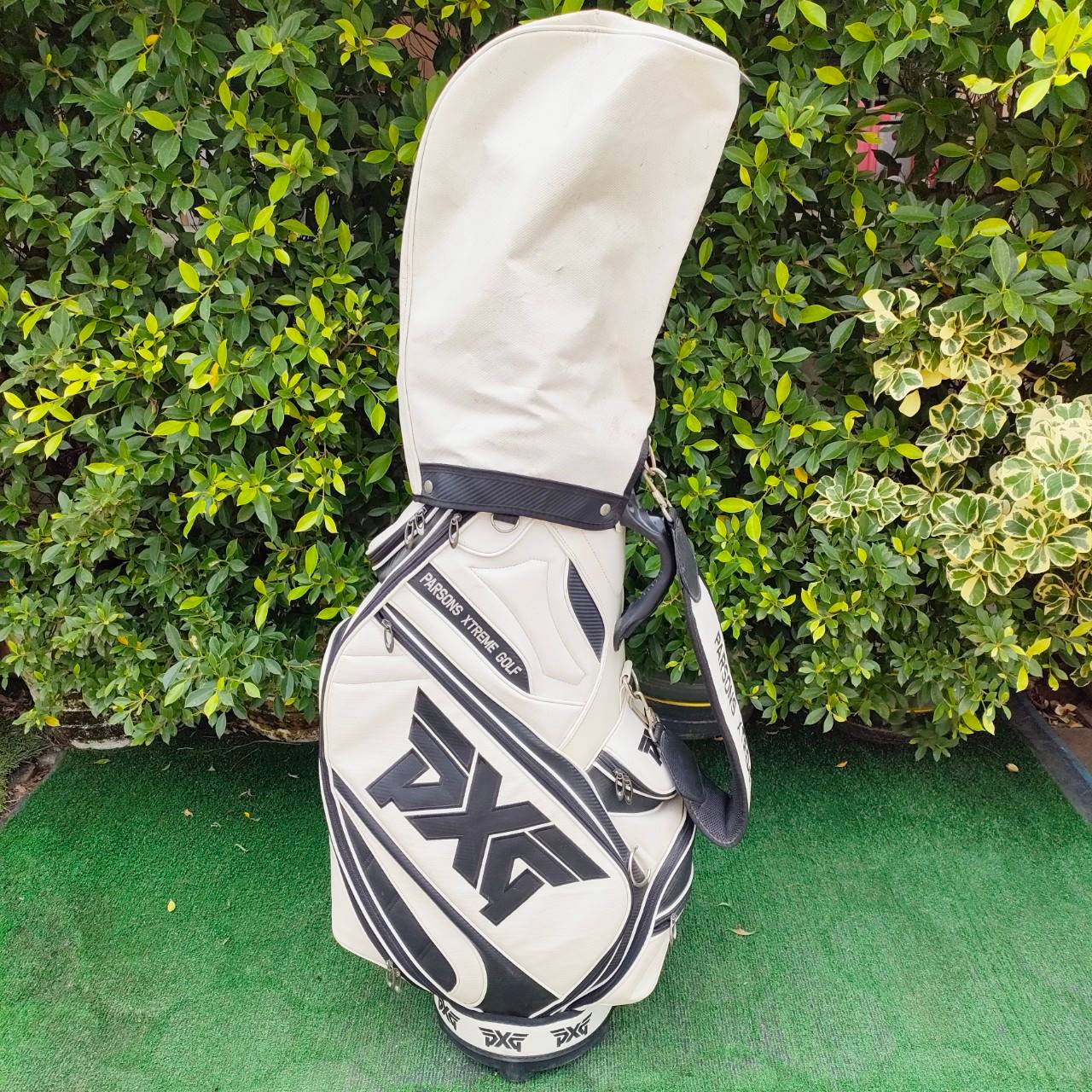 ถุงกอล์ฟ PXG มือสอง ของแท้ TOUR ใบใหญ่ ของใหม่แพงมากๆ!! เกือบสองหมื่น ของดี สภาพสมบูรณ์พร้อมใช้งาน!! ไม้กอล์ฟมือสอง ของแท้ BY NakaraLuxurious